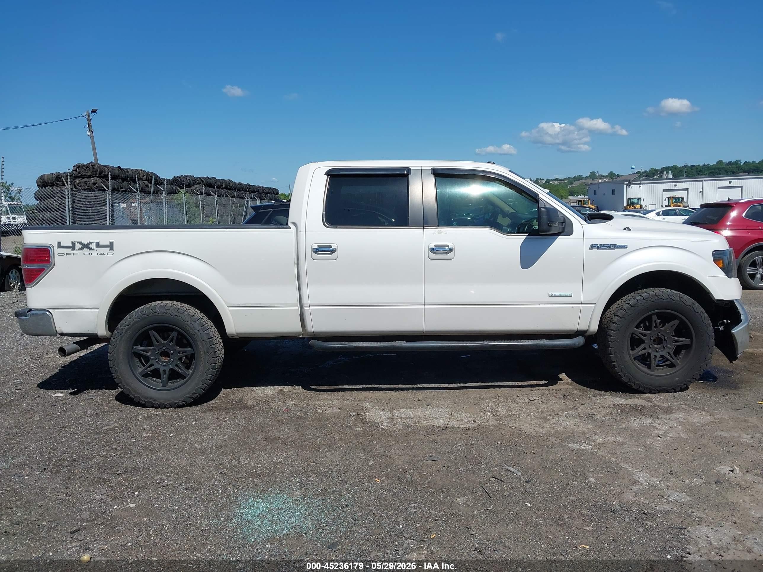 2012 Ford F-150 Lariat White vin: 1FTFW1ET1CFB40139