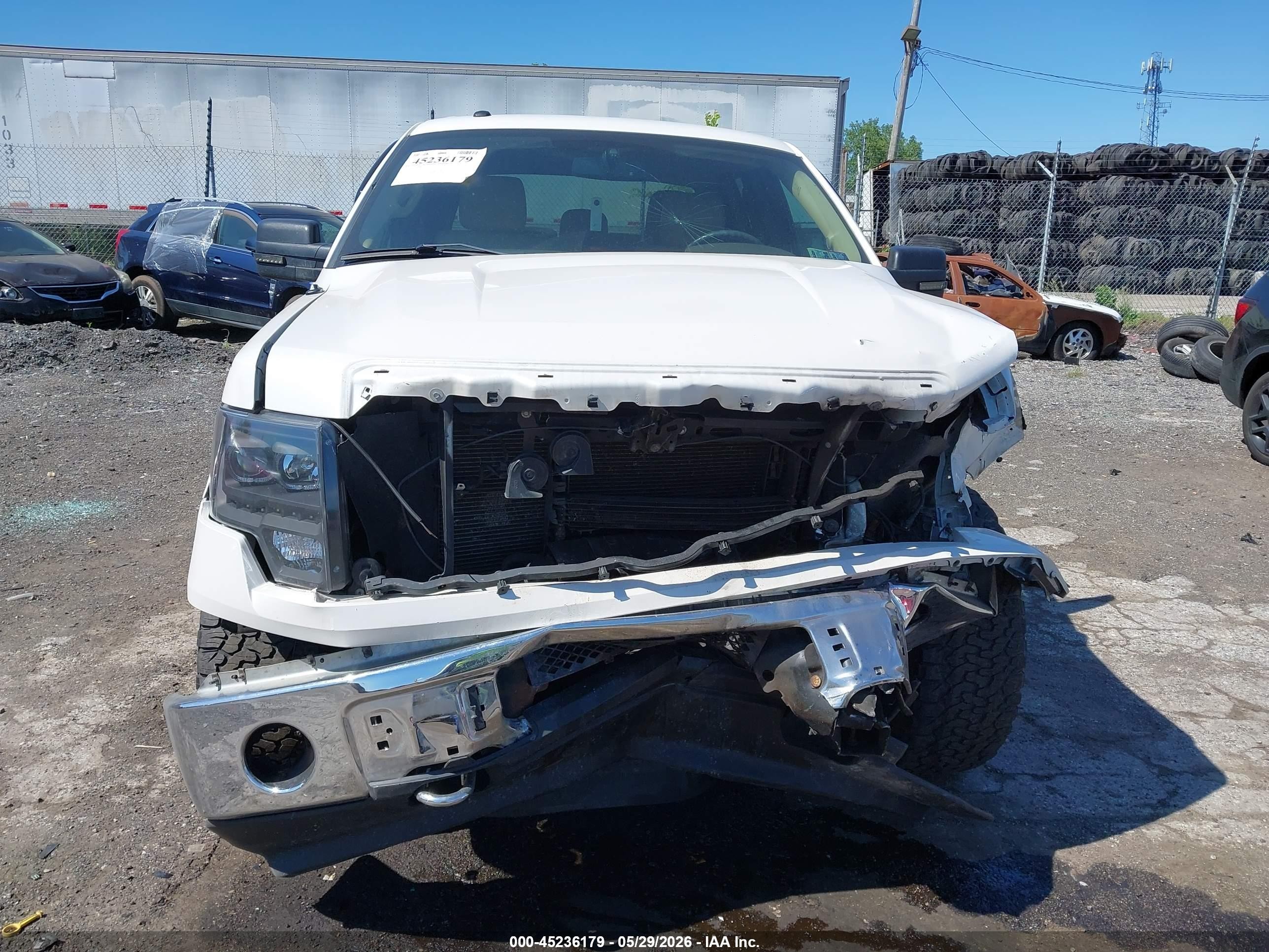 2012 Ford F-150 Lariat White vin: 1FTFW1ET1CFB40139