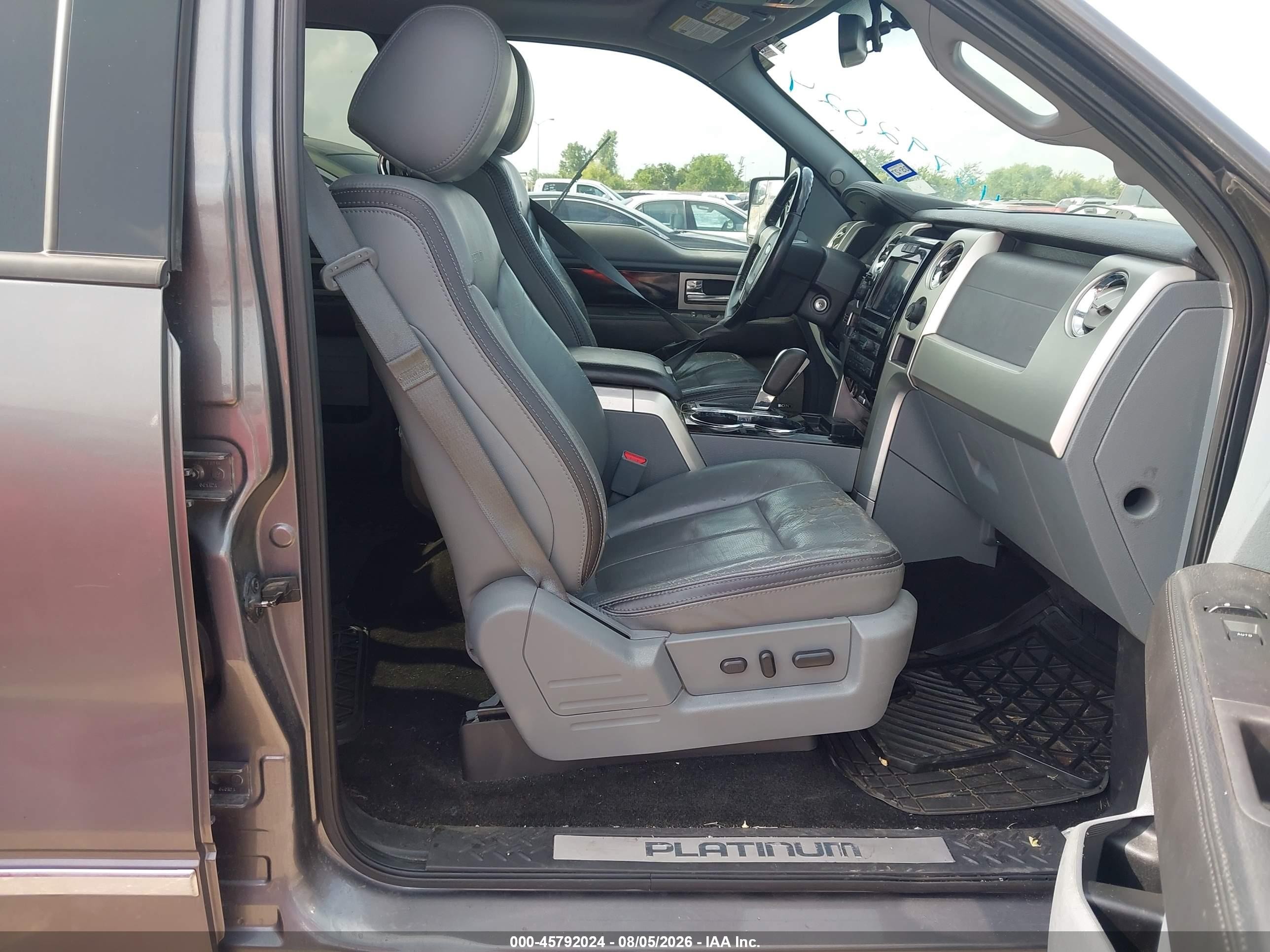 2012 Ford F-150 Platinum Серый vin: 1FTFW1ET1CFC02185