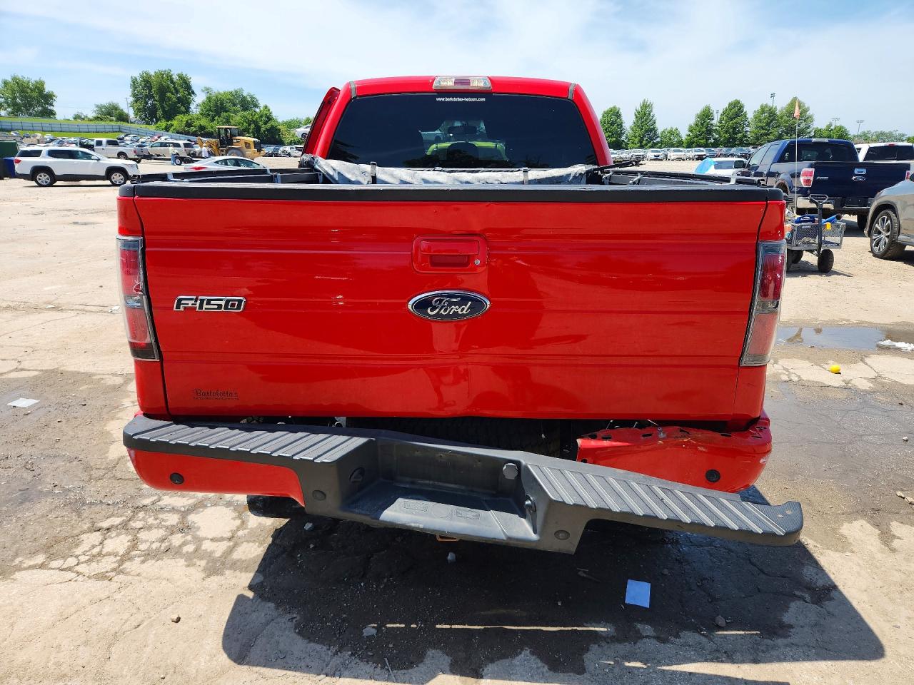 2013 Ford F150 Supercrew Red vin: 1FTFW1ET1DFB69903