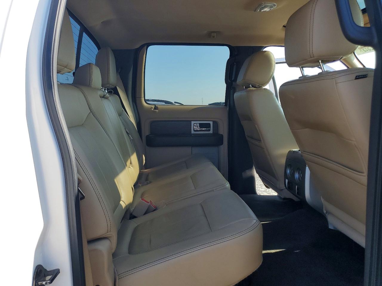 2013 Ford F150 Supercrew White vin: 1FTFW1ET1DFB83610