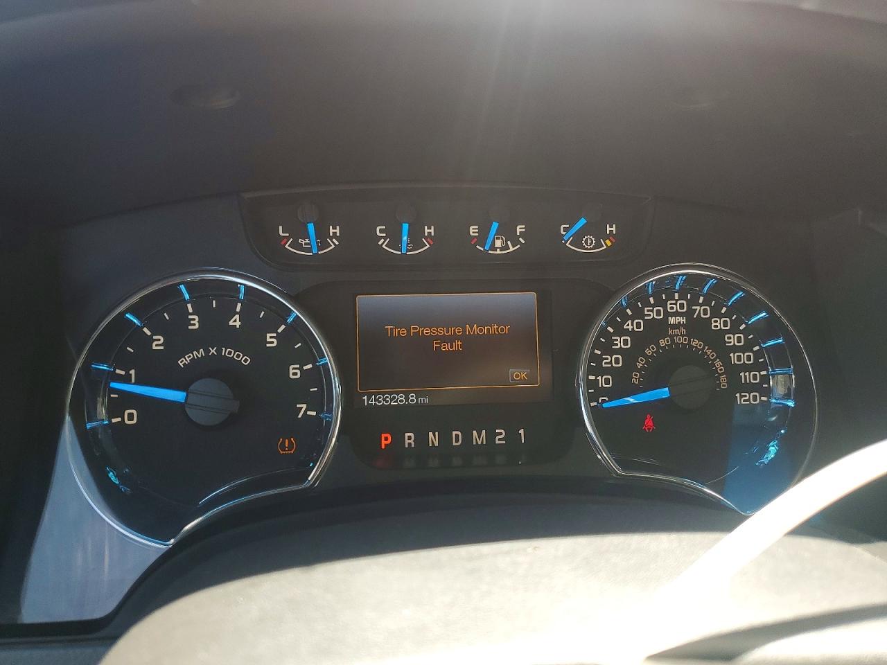 2013 Ford F150 Supercrew Red vin: 1FTFW1ET1DFC95095