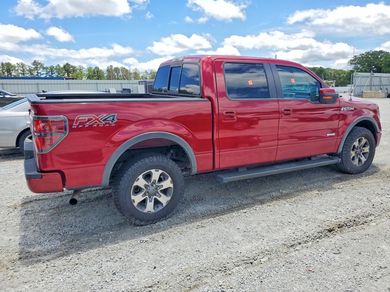 2013 Ford F150 Supercrew Burgundy vin: 1FTFW1ET1DFD75111
