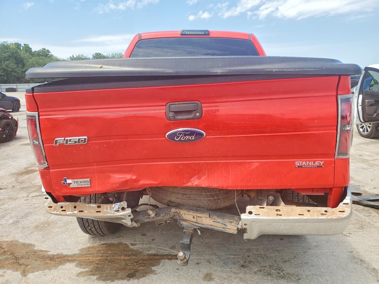 2013 Ford F150 Supercrew Red vin: 1FTFW1ET1DKE81176