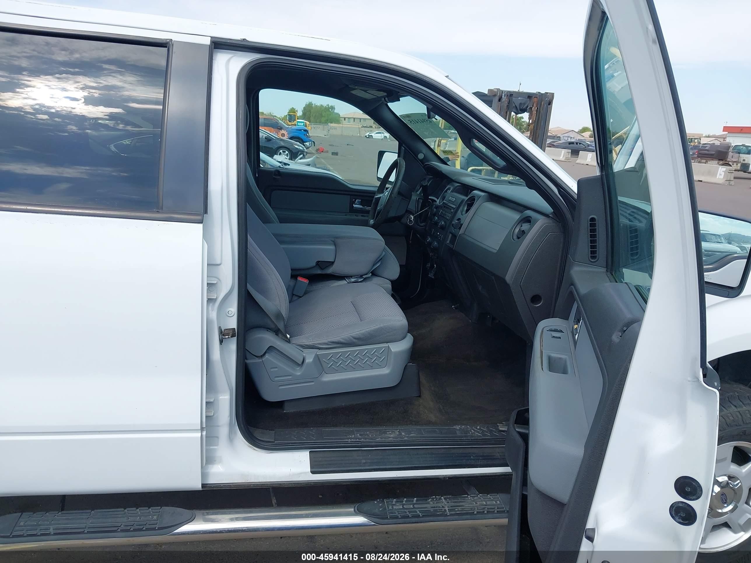 2013 Ford F-150 Xl Белый vin: 1FTFW1ET1DKF12085
