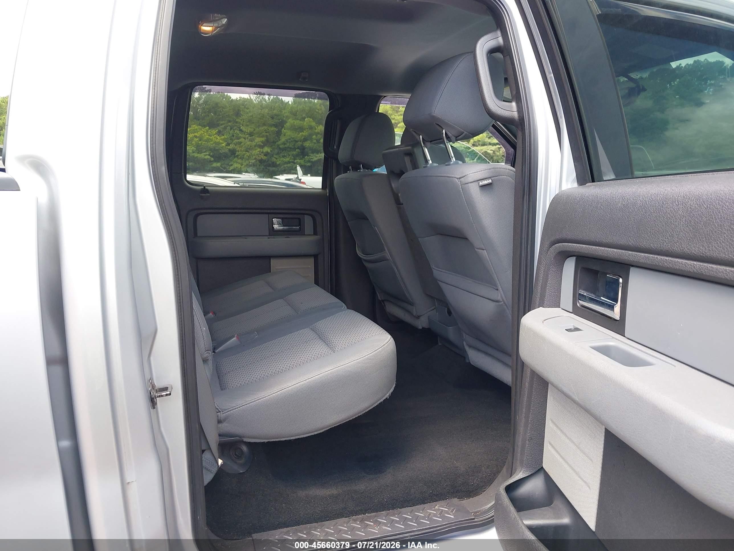 2013 Ford F-150 Xlt Silver vin: 1FTFW1ET1DKF41165