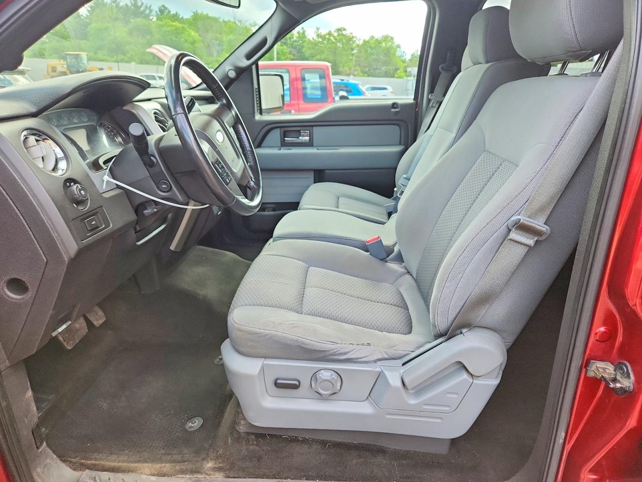 2013 Ford F150 Supercrew Red vin: 1FTFW1ET1DKF55356