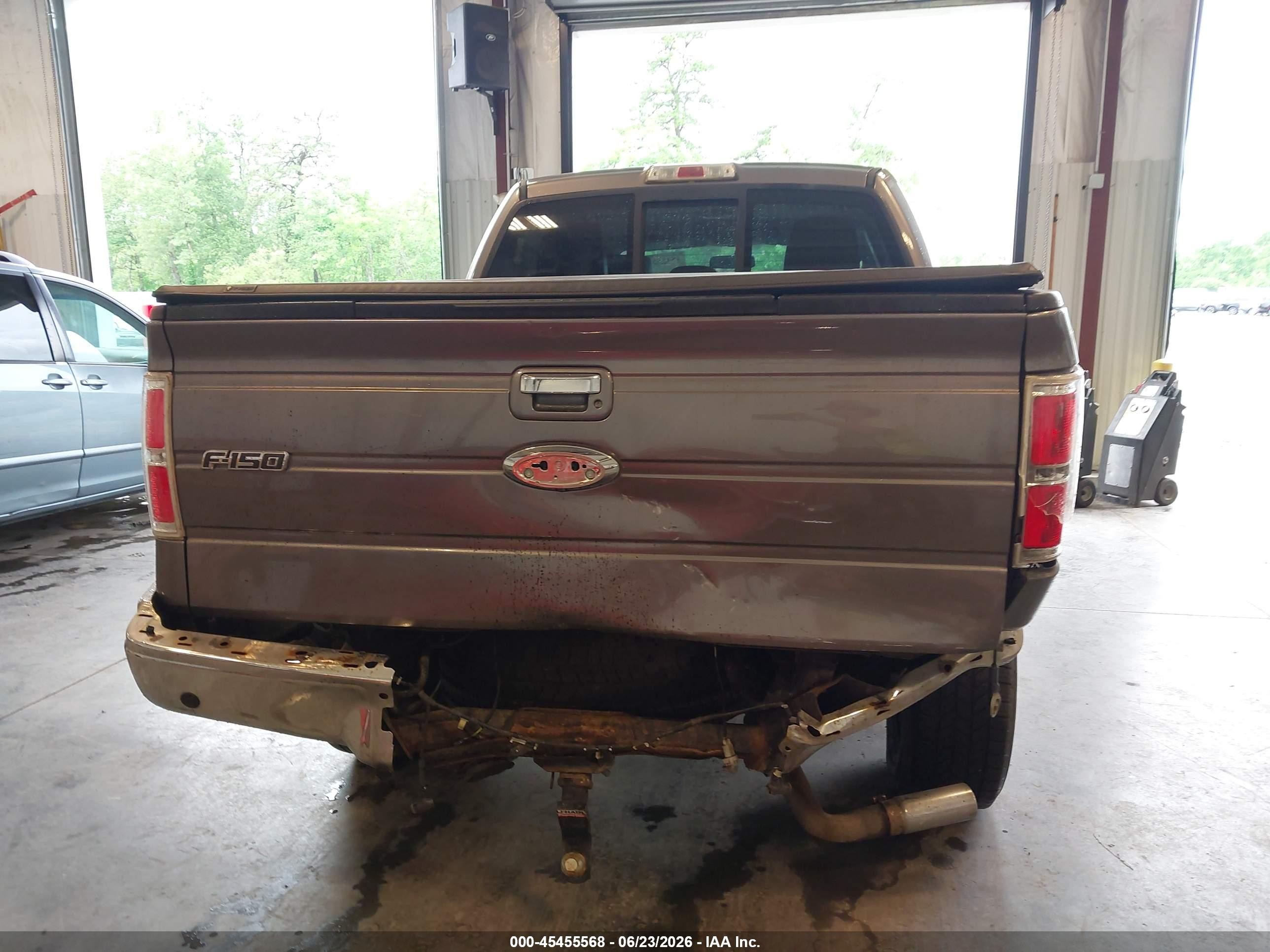 2014 Ford F-150 Lariat Gray vin: 1FTFW1ET1EFB24378