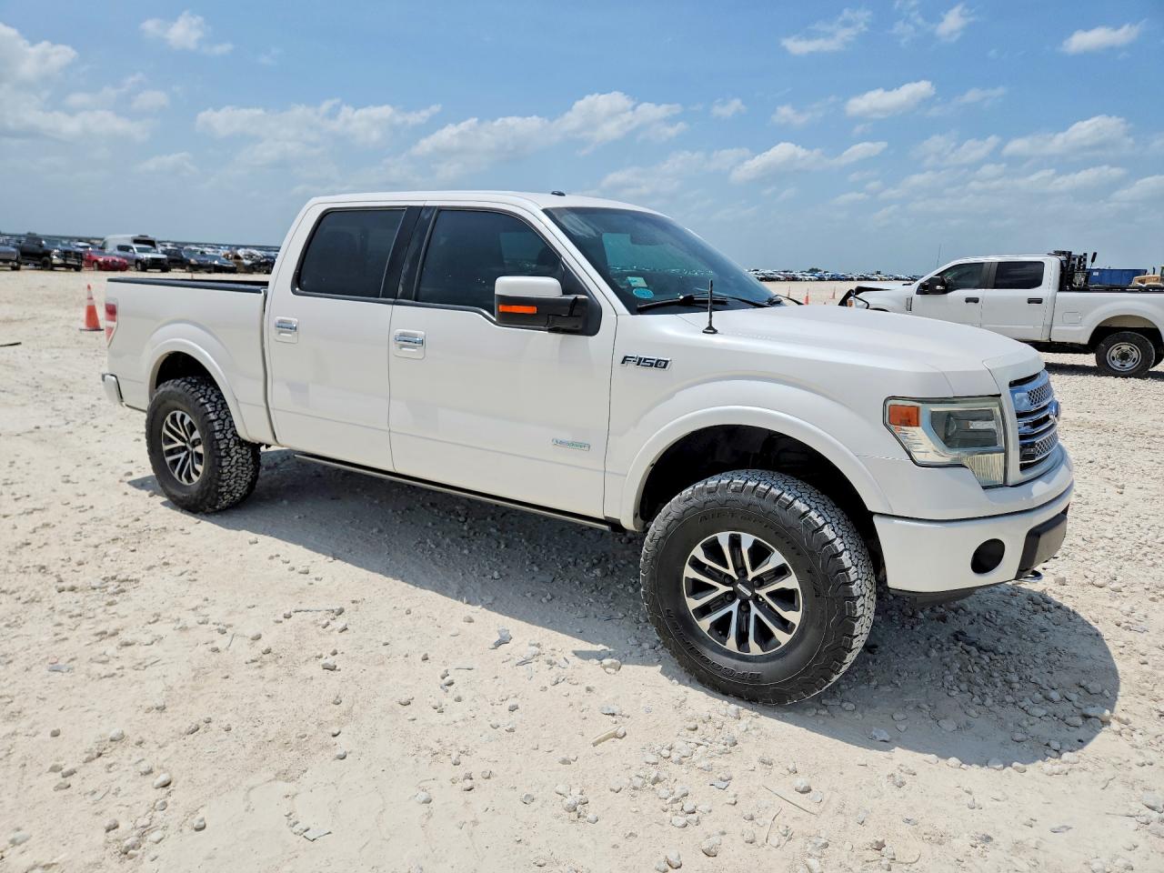 2014 Ford F150 Supercrew White vin: 1FTFW1ET1EFB31945