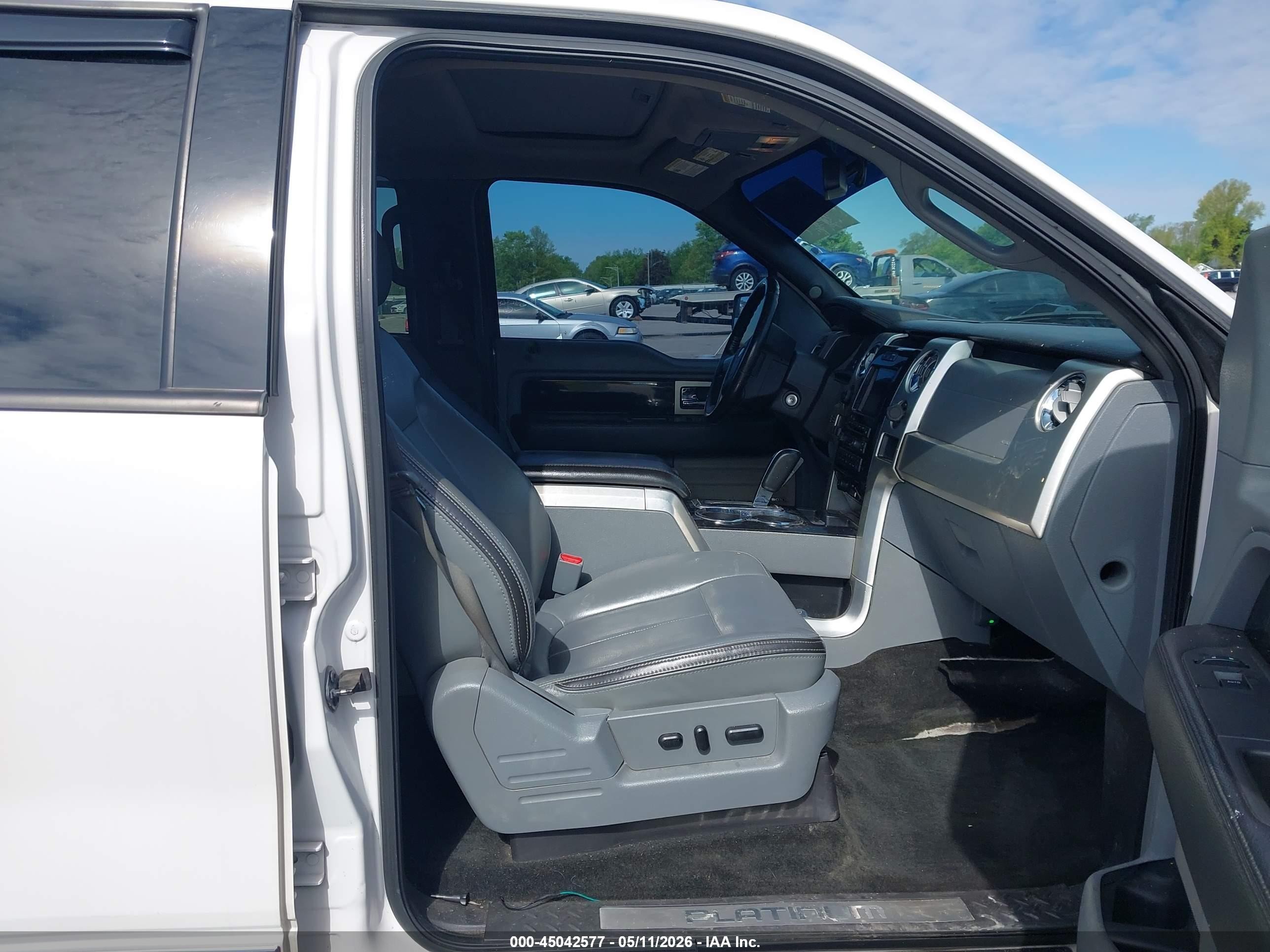2011 Ford F-150 Platinum Белый vin: 1FTFW1ET2BFA84114