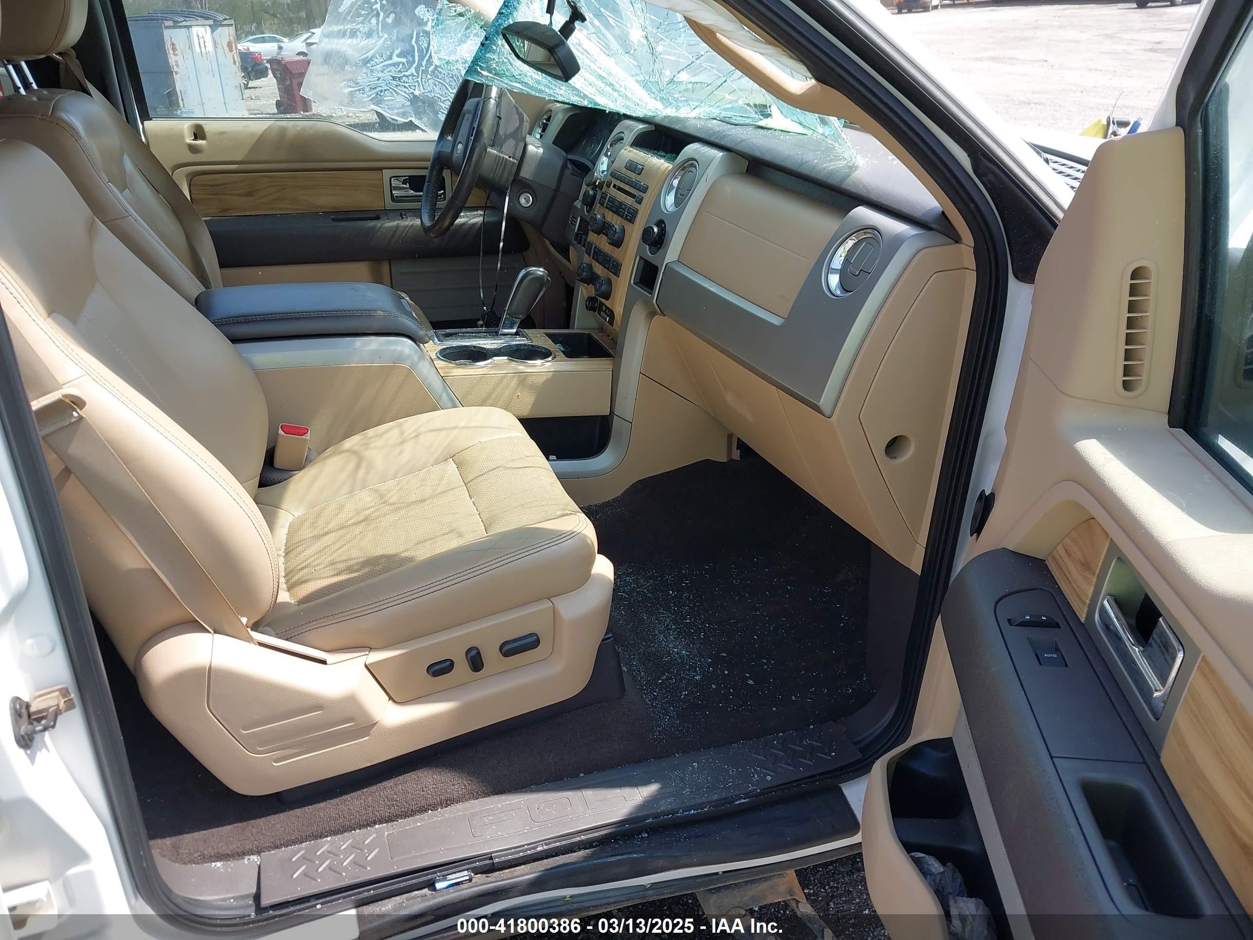 2011 Ford F-150 Lariat White vin: 1FTFW1ET2BFB37040