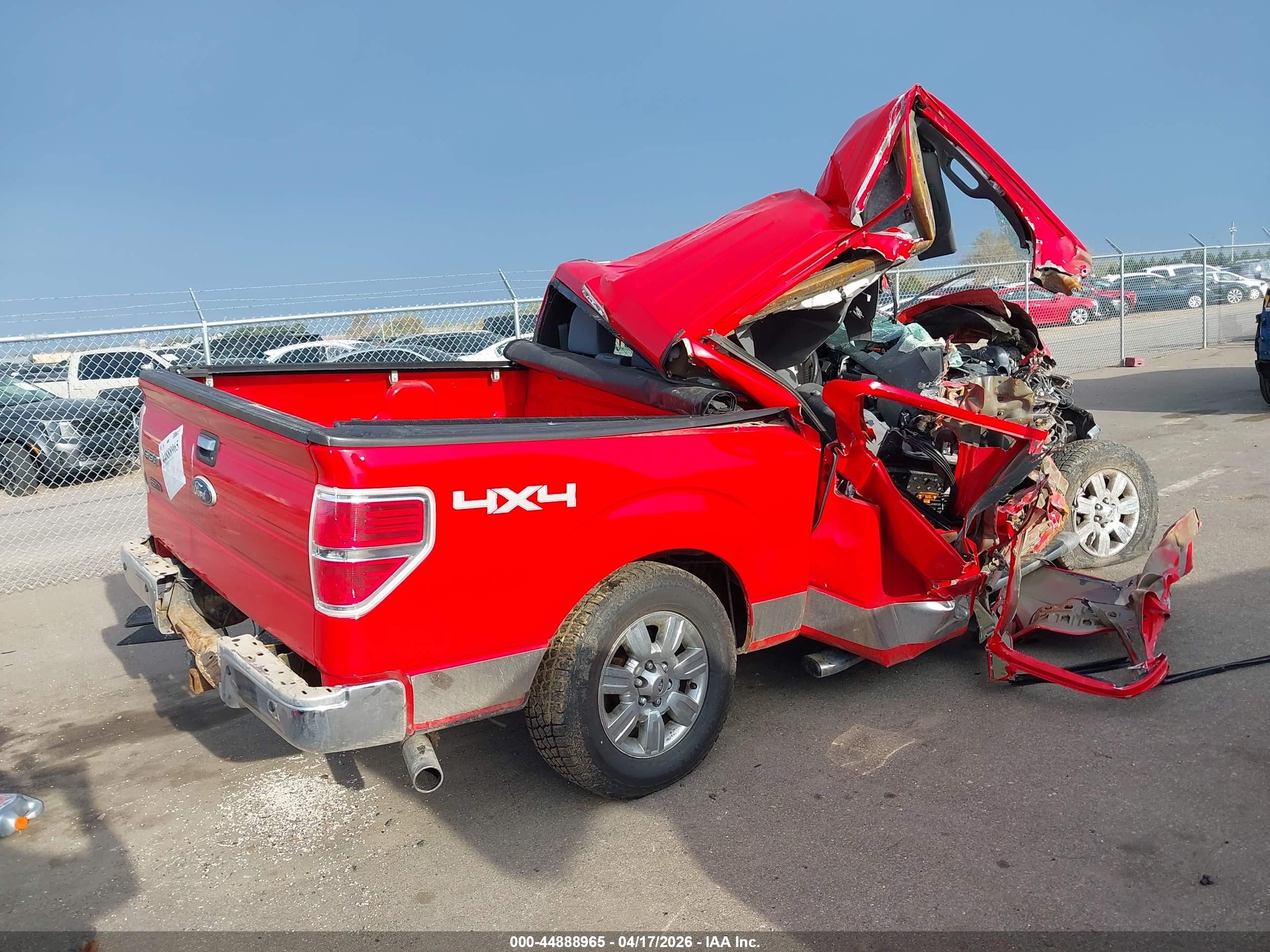 2011 Ford F-150 Xlt Красный vin: 1FTFW1ET2BFB57143