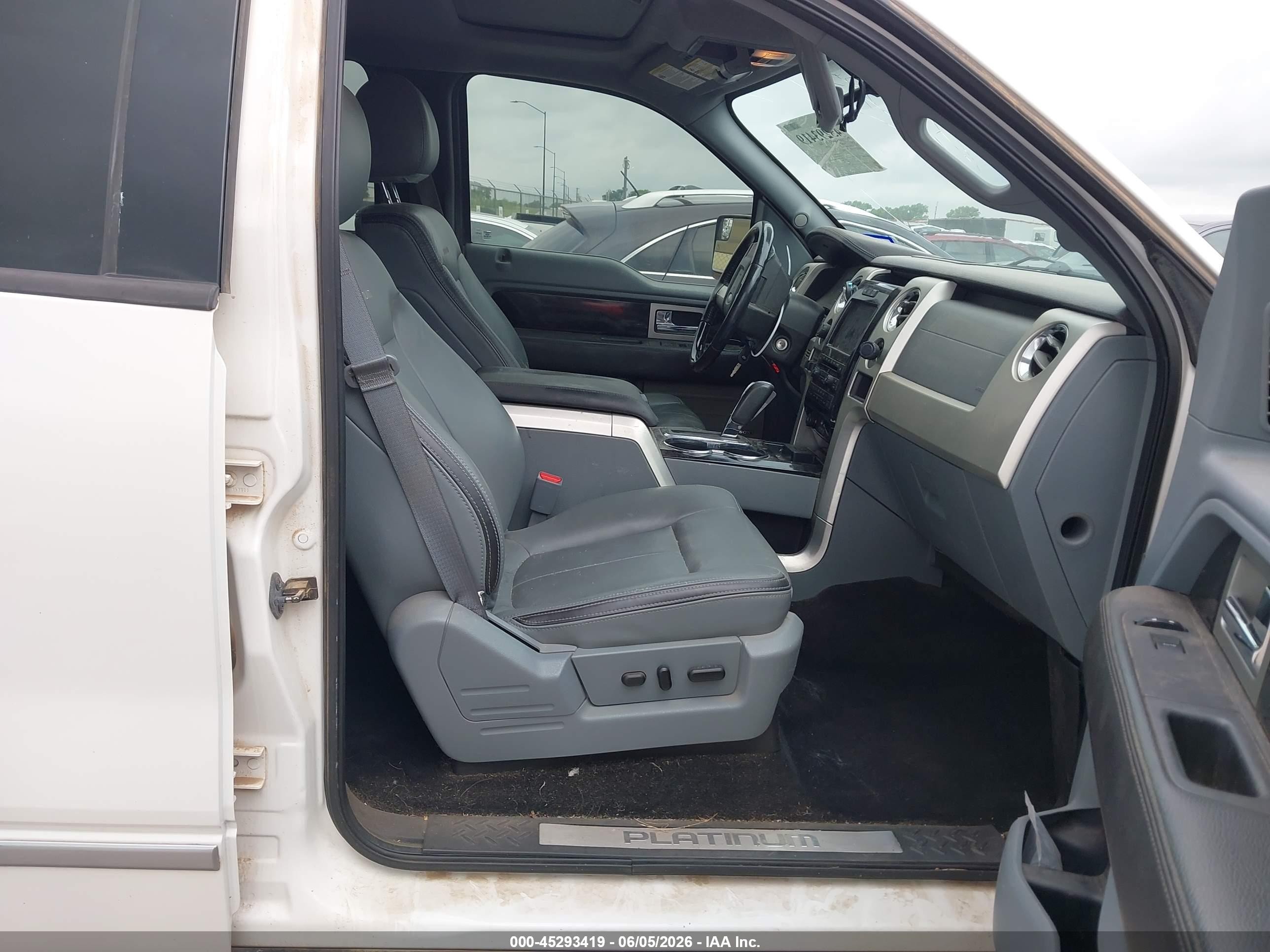 2012 Ford F-150 Platinum White vin: 1FTFW1ET2CFA12783