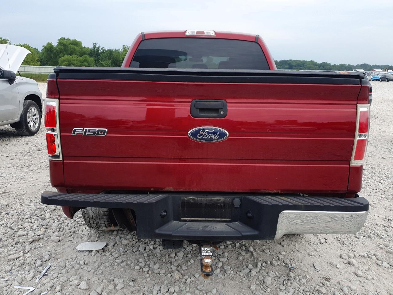 2013 Ford F150 Red vin: 1FTFW1ET2DFA40181
