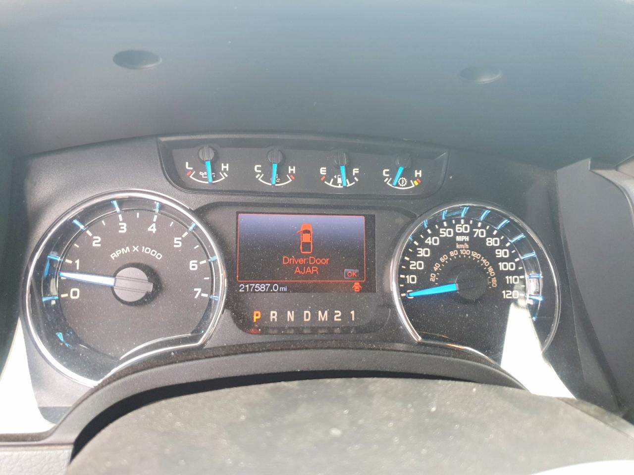 2013 Ford F150 Red vin: 1FTFW1ET2DFA40181