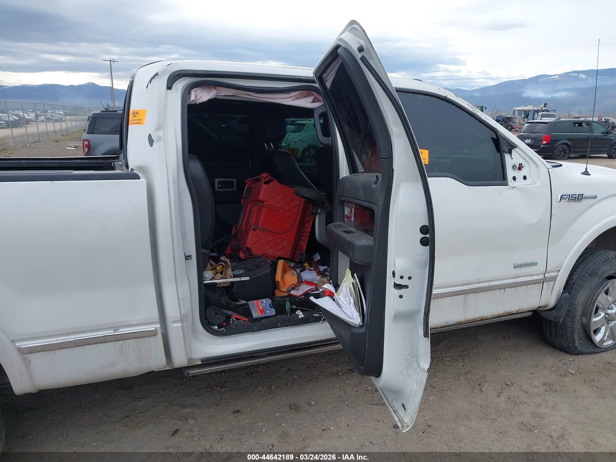 2013 Ford F-150 Platinum White vin: 1FTFW1ET2DFD18514