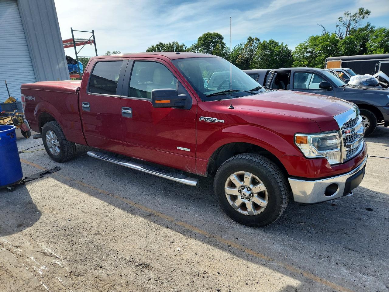 2014 Ford F150 Supercrew Red vin: 1FTFW1ET2EFB85044