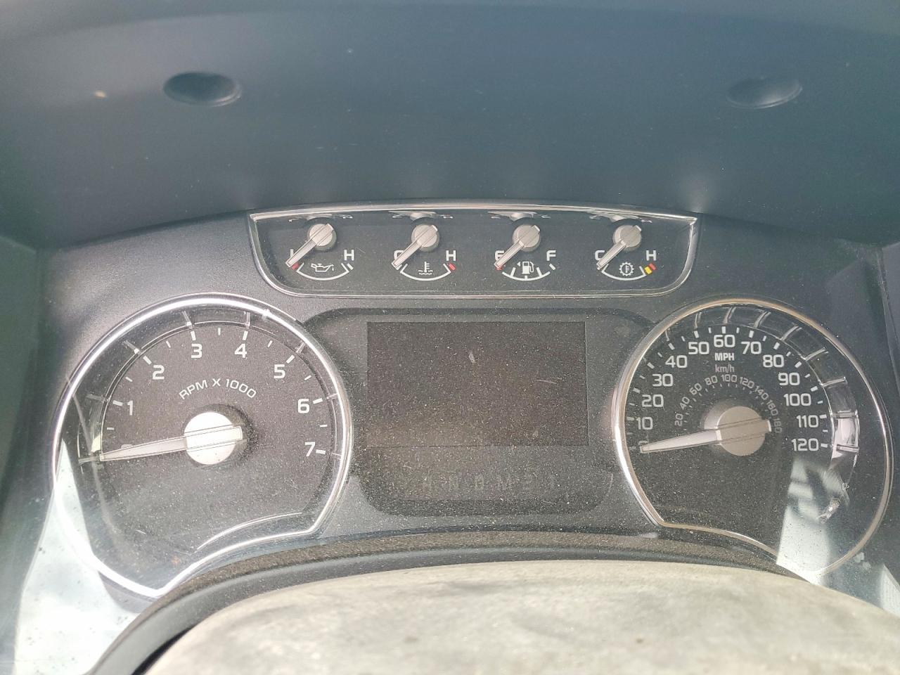 2011 Ford F150 Supercrew Red vin: 1FTFW1ET3BFA58461