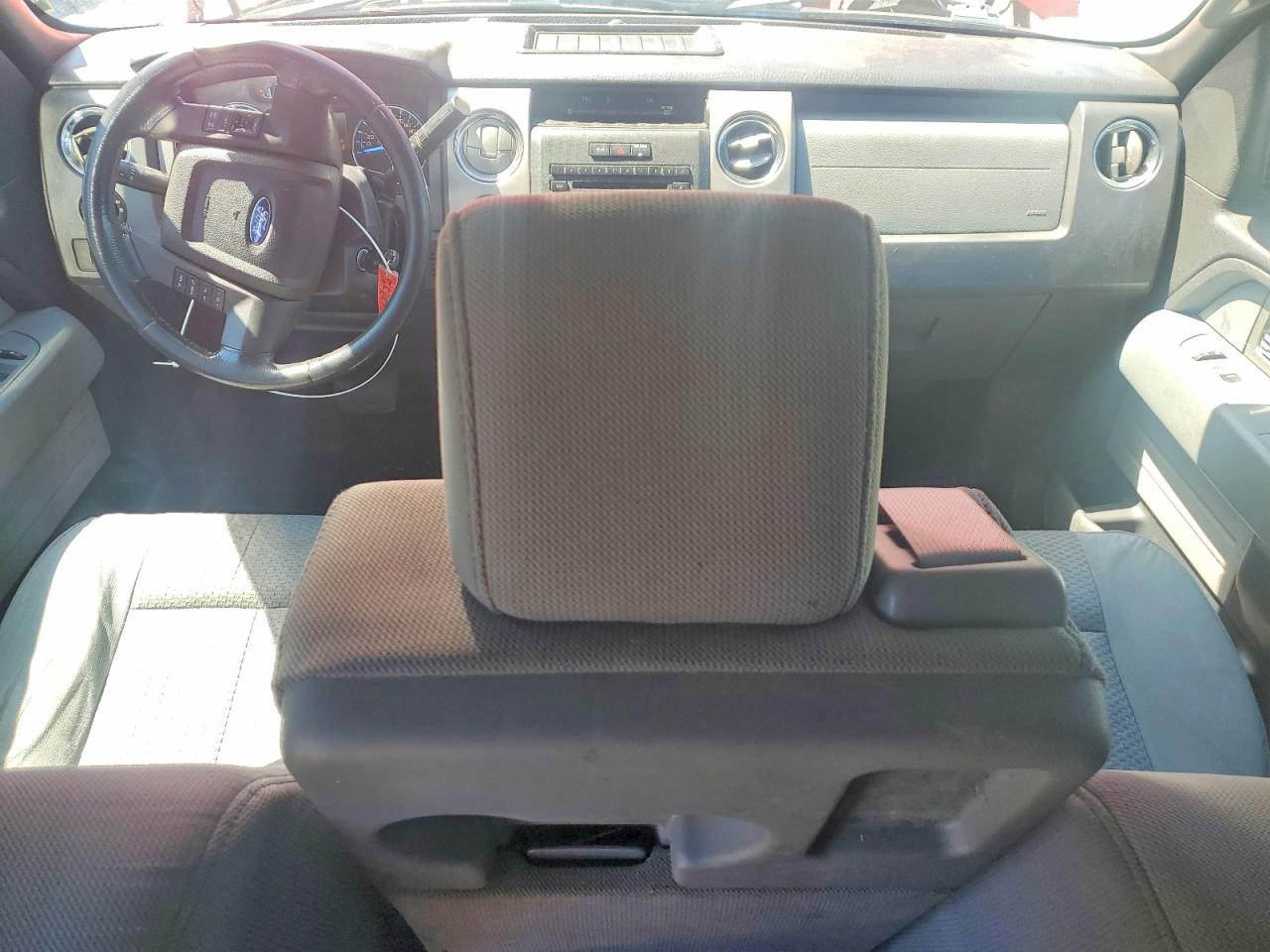 2011 Ford F150 Supercrew Red vin: 1FTFW1ET3BFB28203