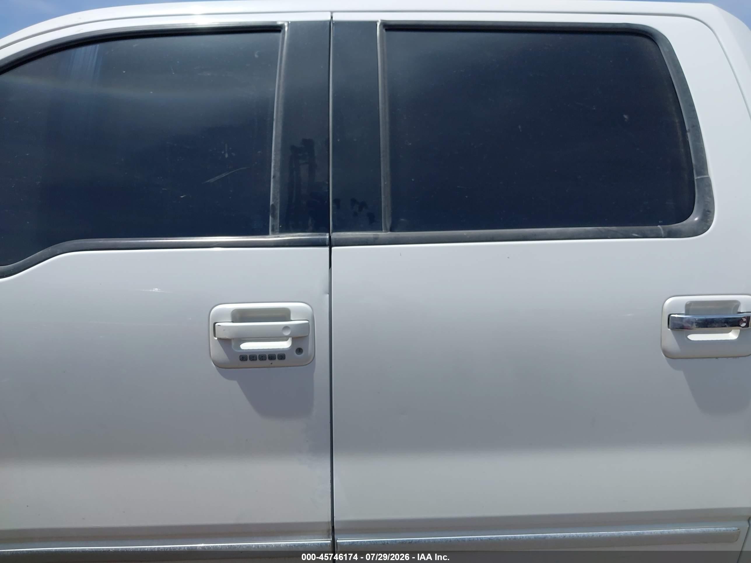 2011 Ford F-150 Platinum Белый vin: 1FTFW1ET3BFC91160