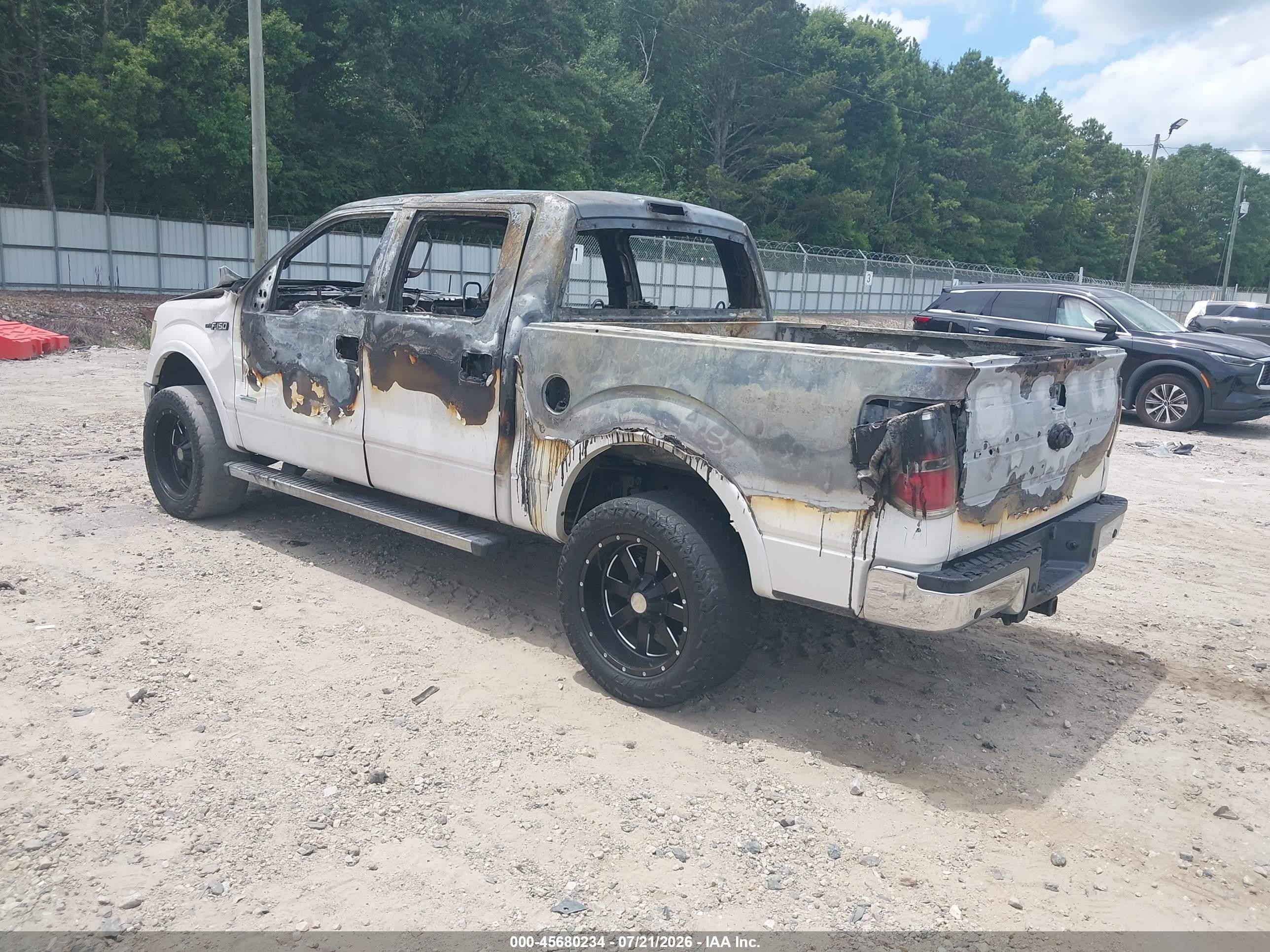 2011 Ford F-150 Lariat White vin: 1FTFW1ET3BFD36128