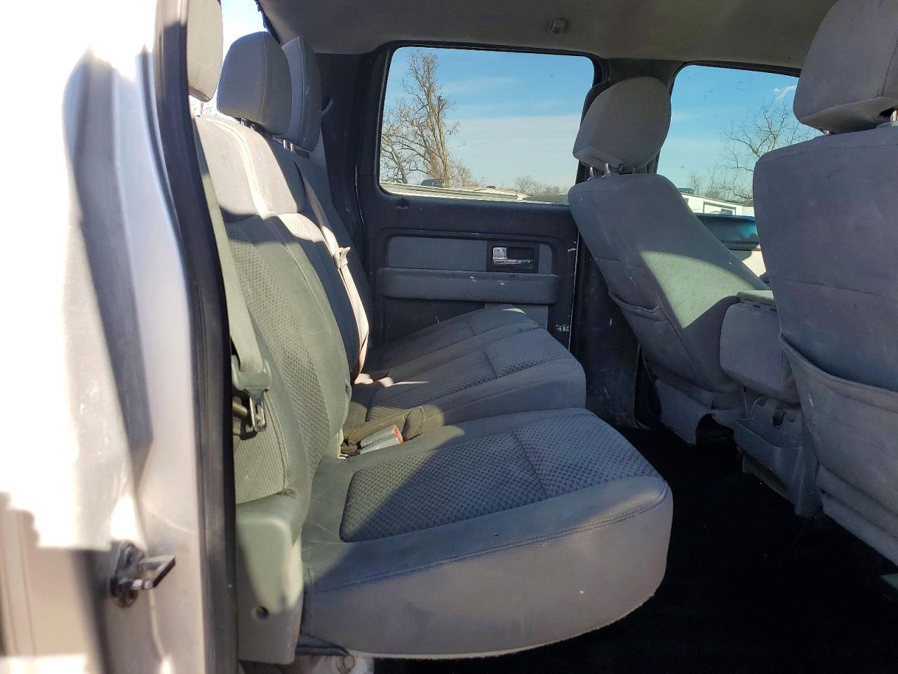 2012 Ford F150 Supercrew Silver vin: 1FTFW1ET3CFC97705