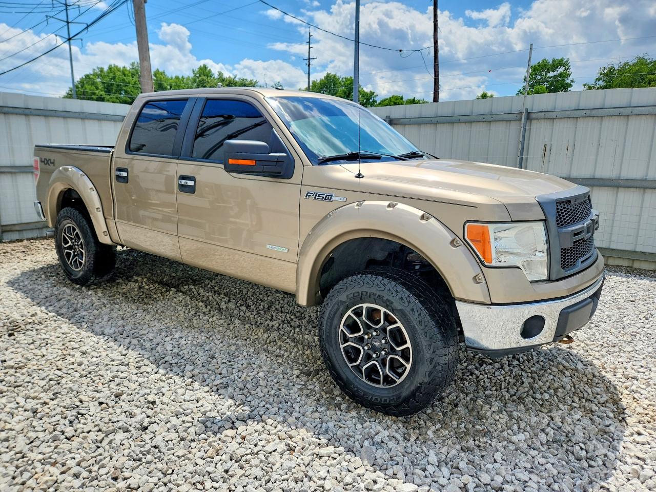 2013 Ford F150 Supercrew Gold vin: 1FTFW1ET3DFD39498