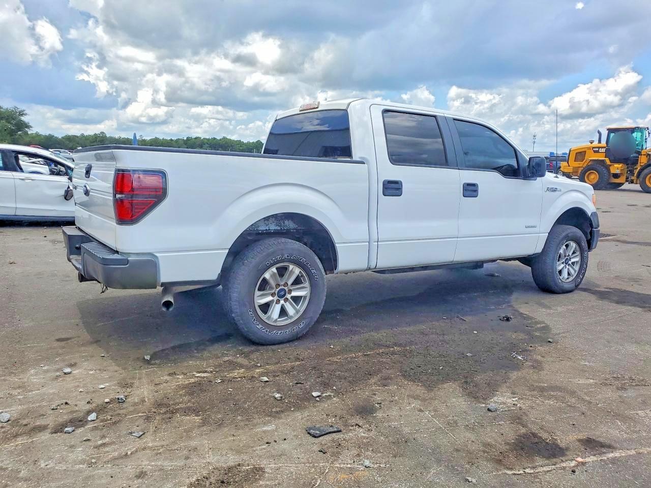 2013 Ford F150 Supercrew White vin: 1FTFW1ET3DKF16381