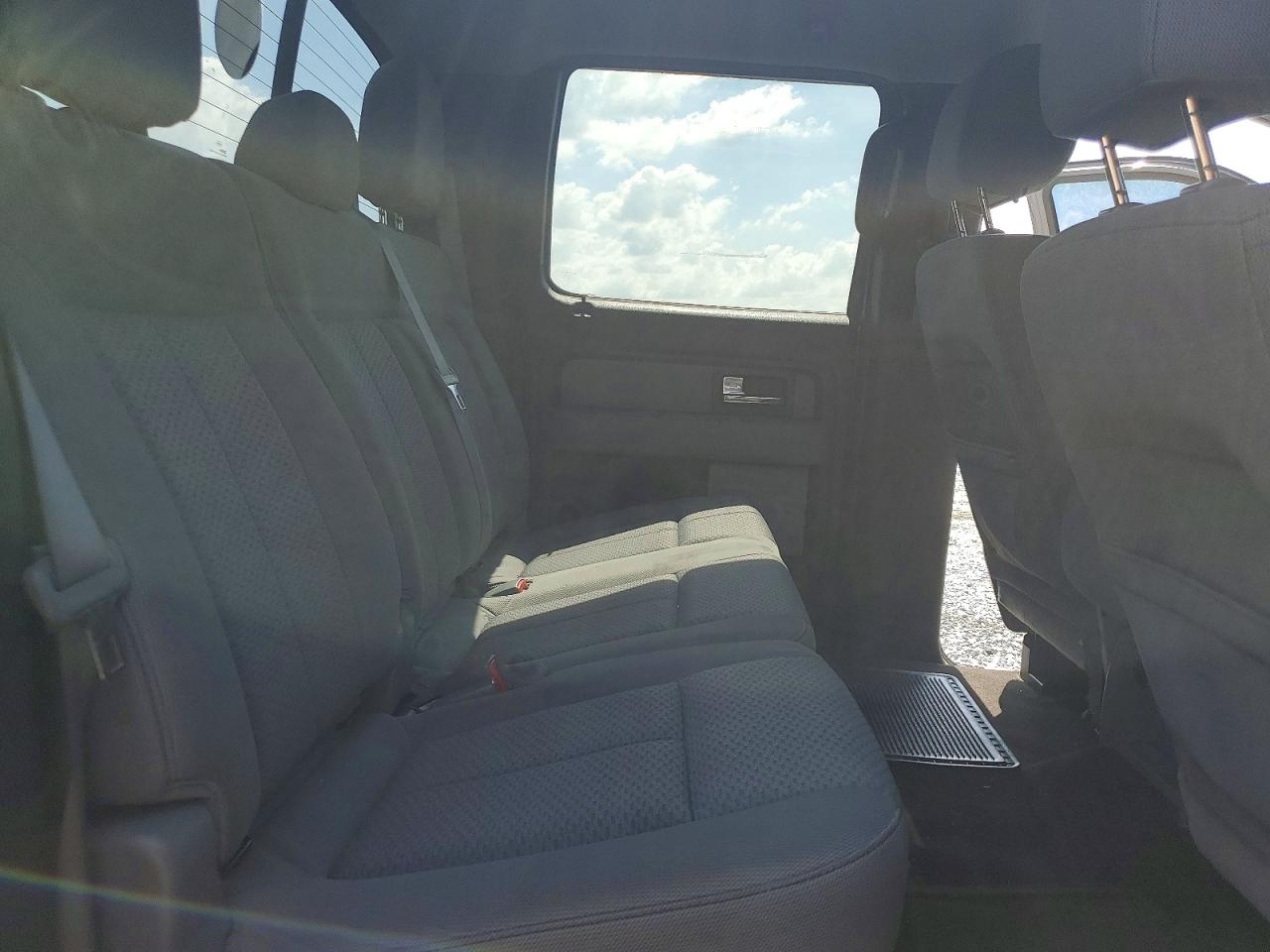 2013 Ford F150 Supercrew Gray vin: 1FTFW1ET3DKG38657