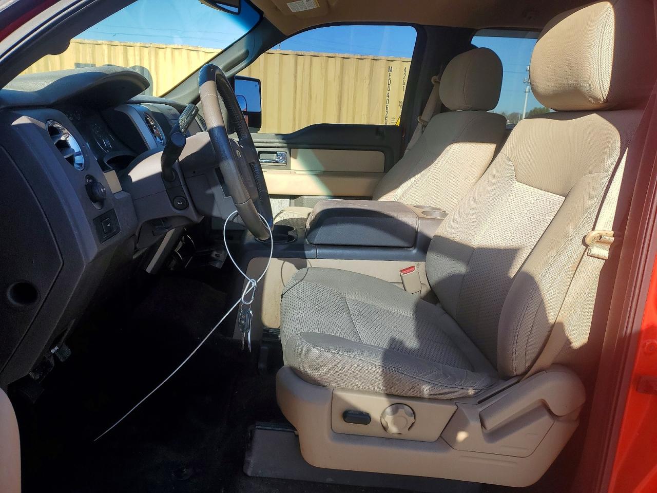 2014 Ford F150 Supercrew Red vin: 1FTFW1ET3EFC89977