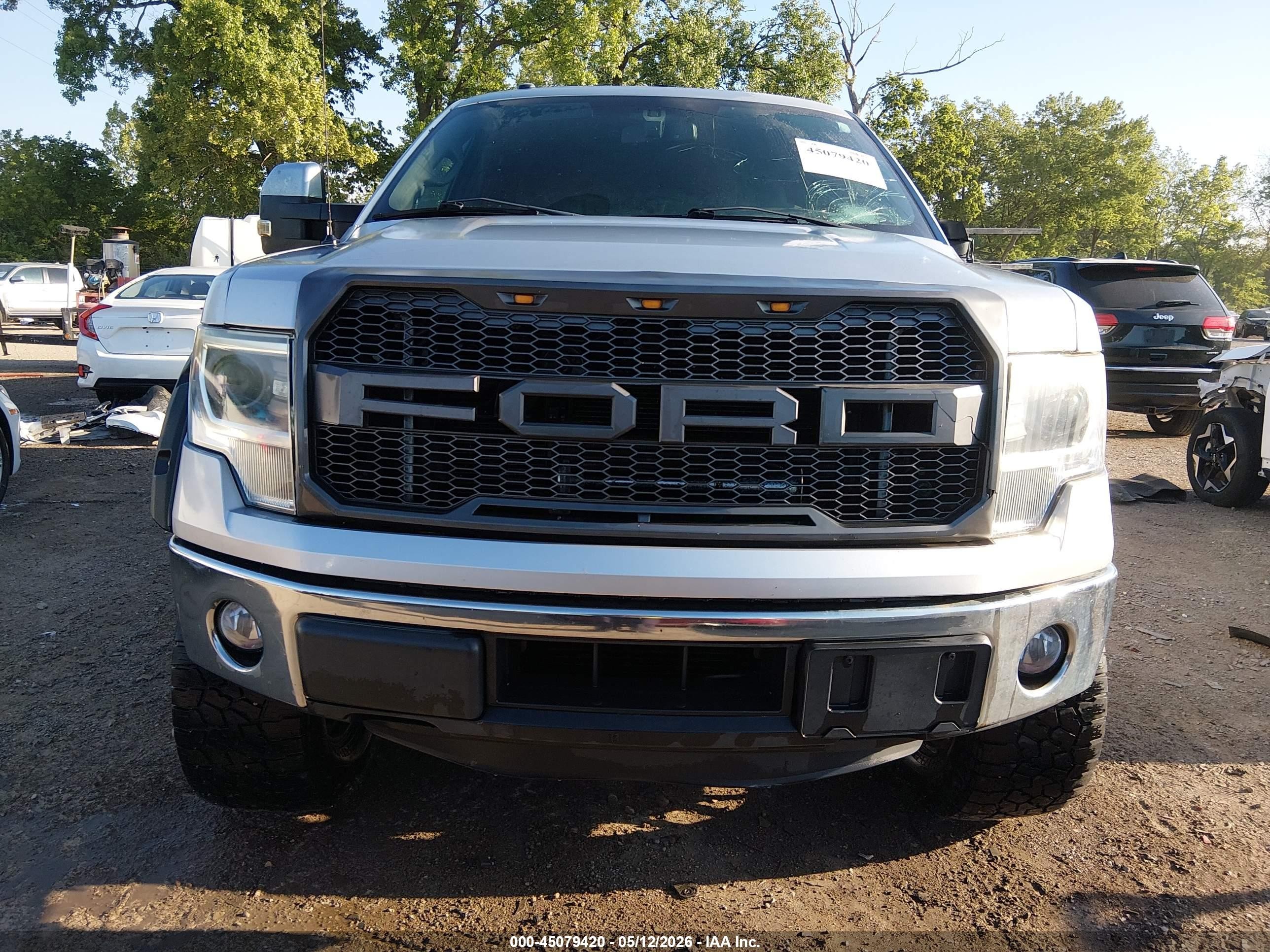 2014 Ford F-150 Lariat Silver vin: 1FTFW1ET3EFC98288