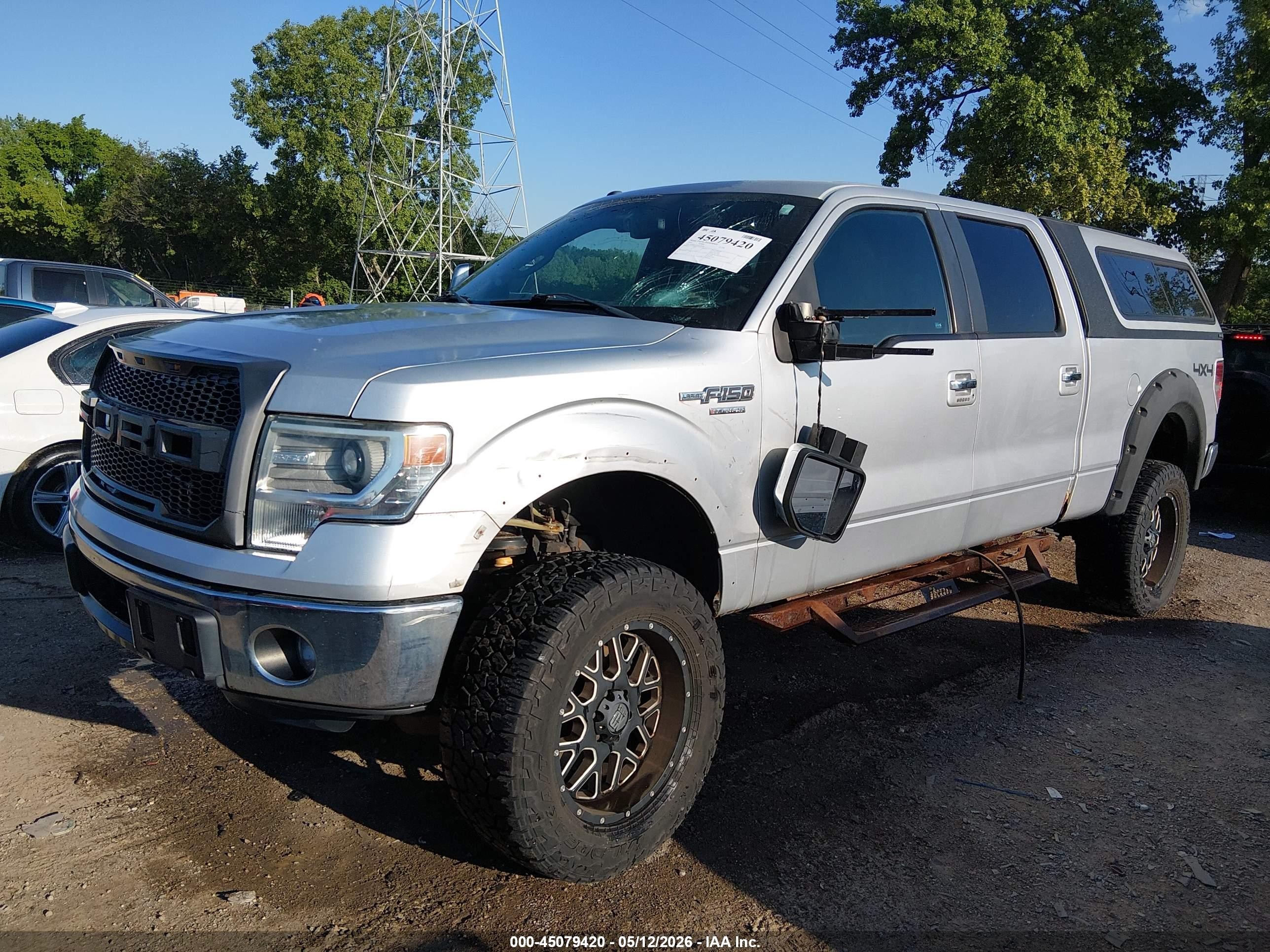 2014 Ford F-150 Lariat Silver vin: 1FTFW1ET3EFC98288
