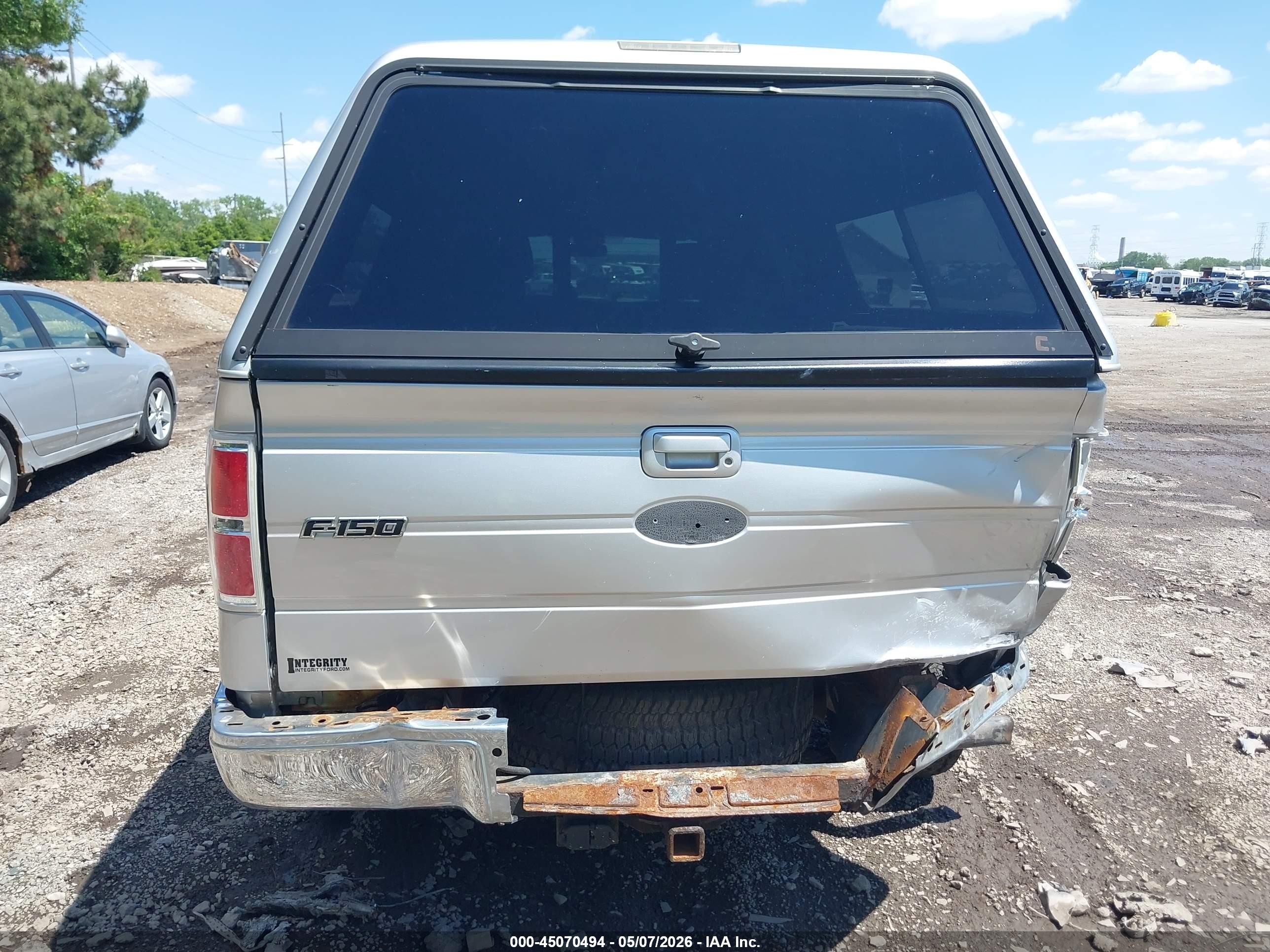 2011 Ford F-150 Lariat Silver vin: 1FTFW1ET4BFA76824