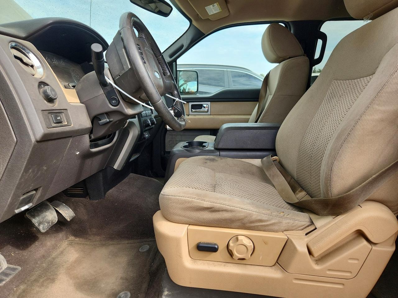 2011 Ford F150 Supercrew Tan vin: 1FTFW1ET4BFC28732