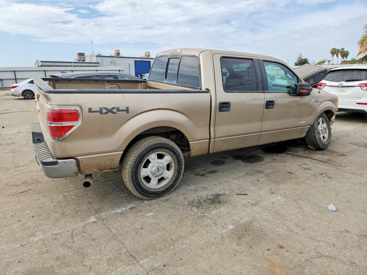 2011 Ford F150 Supercrew Tan vin: 1FTFW1ET4BFC28732