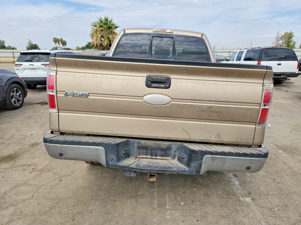2011 Ford F150 Supercrew Tan vin: 1FTFW1ET4BFC28732