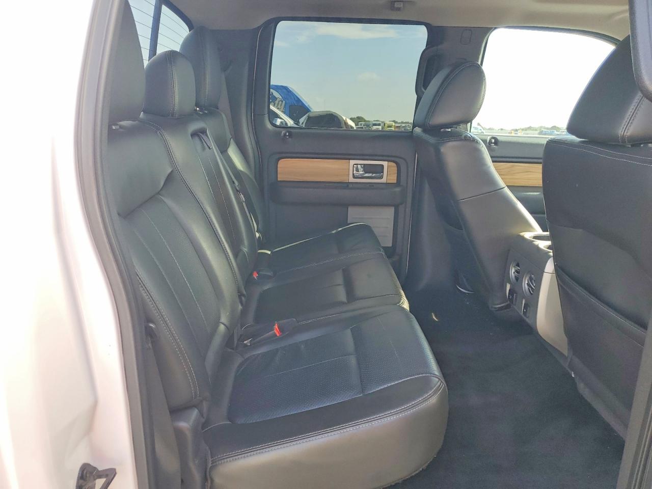2011 Ford F150 Supercrew White vin: 1FTFW1ET4BFC92799