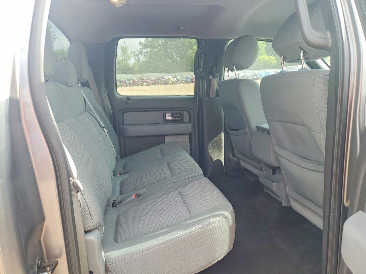 2014 Ford F150 Supercrew Gray vin: 1FTFW1ET4EFA39843