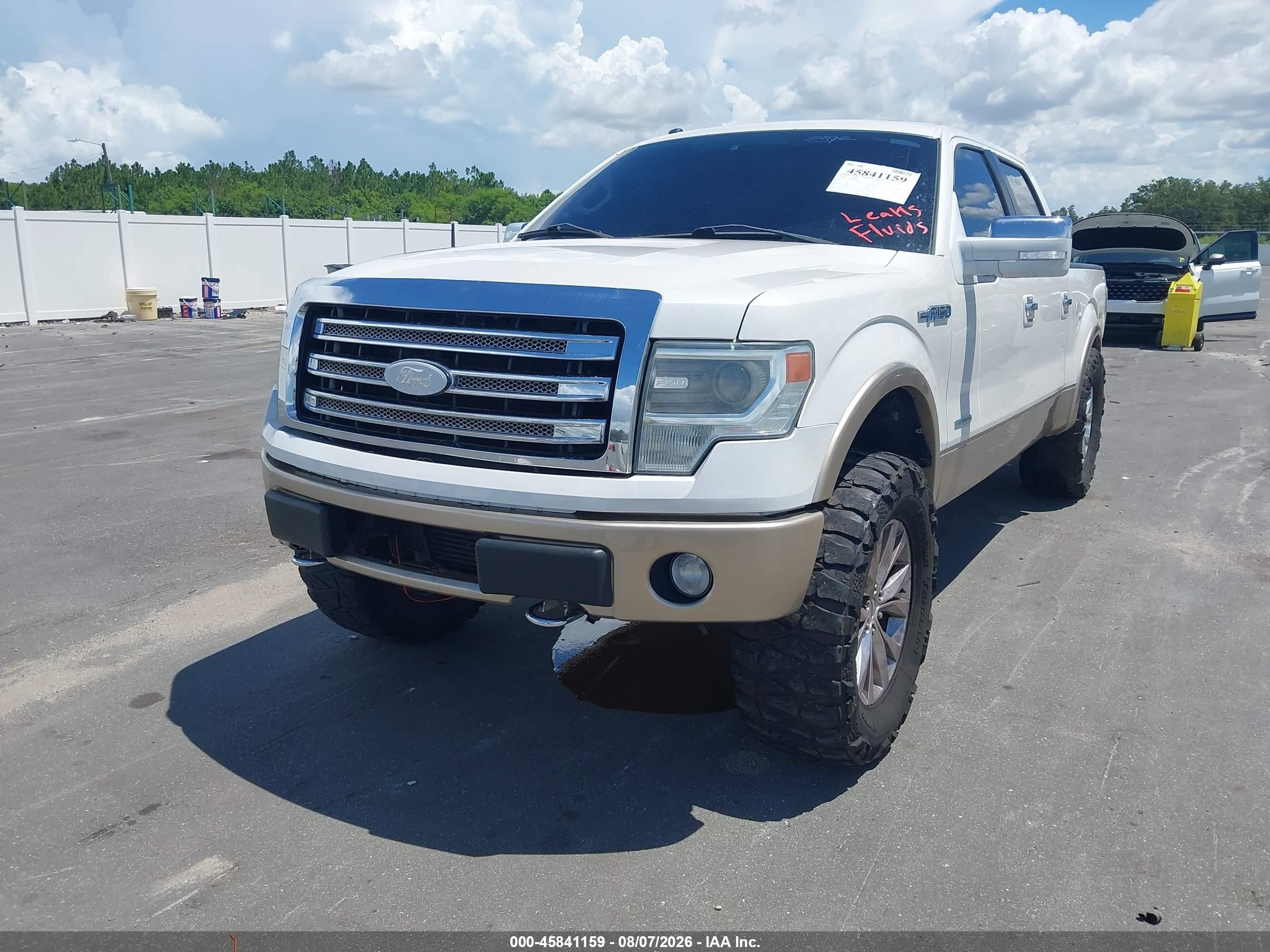 2014 Ford F-150 Lariat White vin: 1FTFW1ET4EFB07445