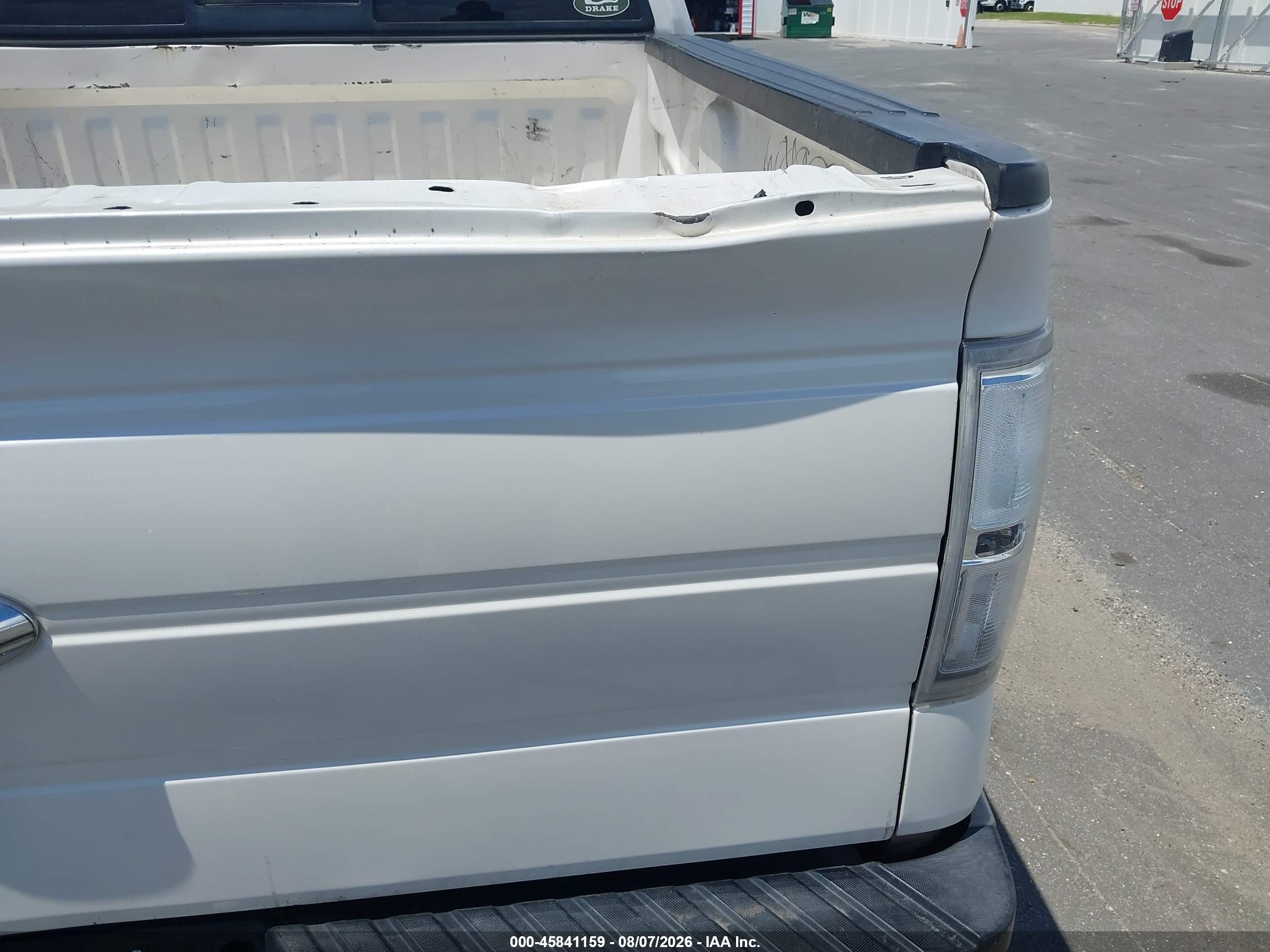 2014 Ford F-150 Lariat White vin: 1FTFW1ET4EFB07445