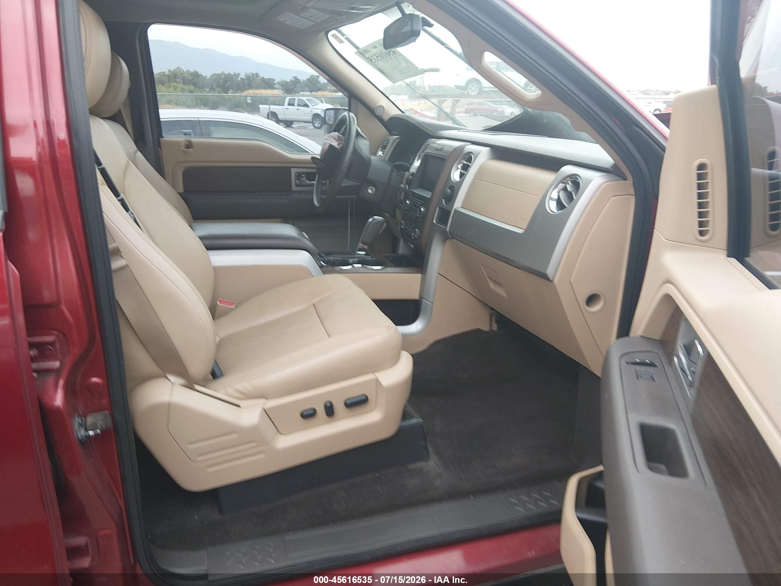 2014 Ford F-150 Lariat Red vin: 1FTFW1ET4EKF08145