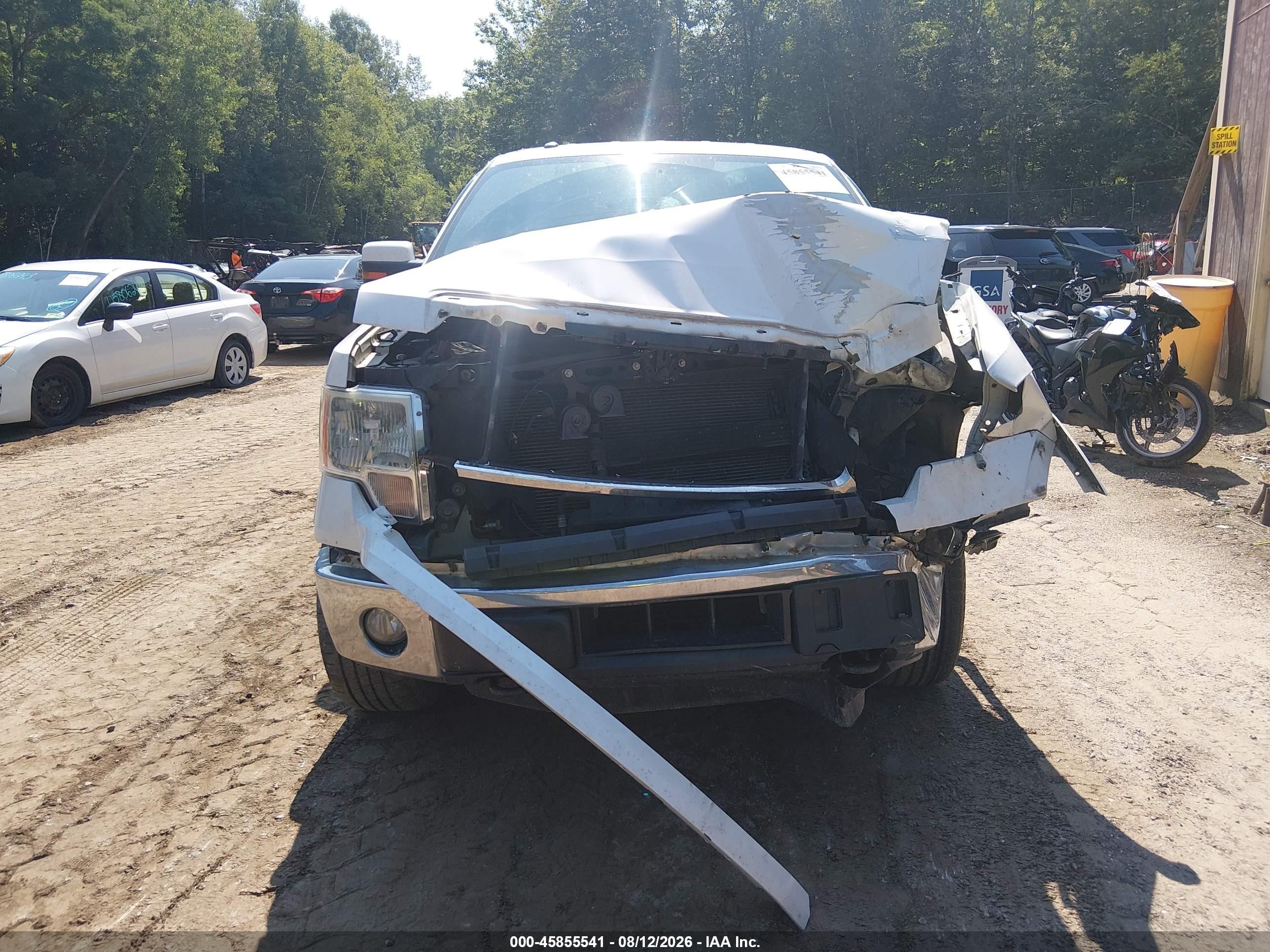2014 Ford F-150 Lariat White vin: 1FTFW1ET4EKF30257