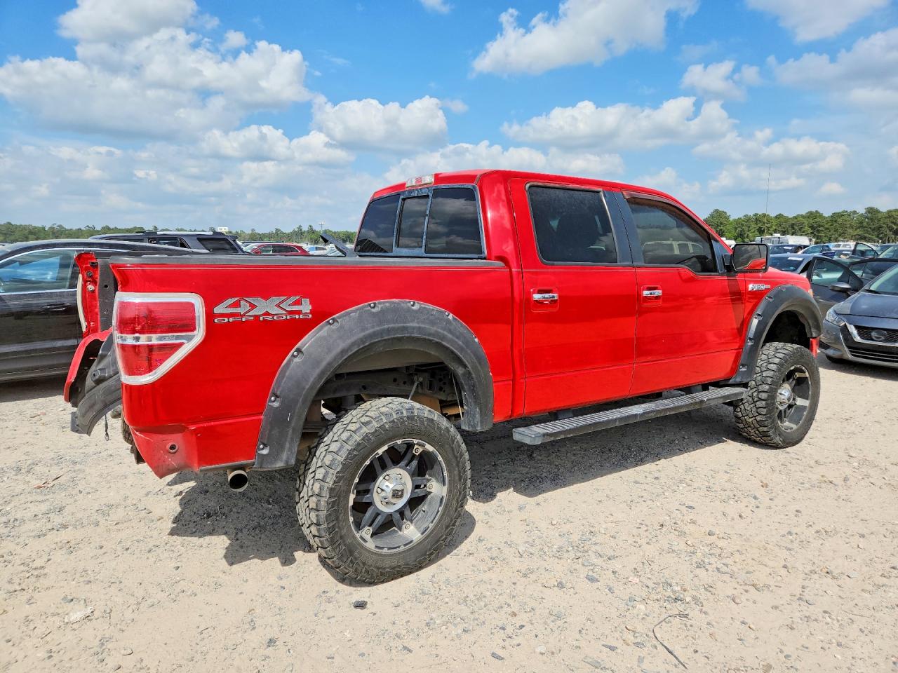 2012 Ford F150 Supercrew Red vin: 1FTFW1ET5CFC55021