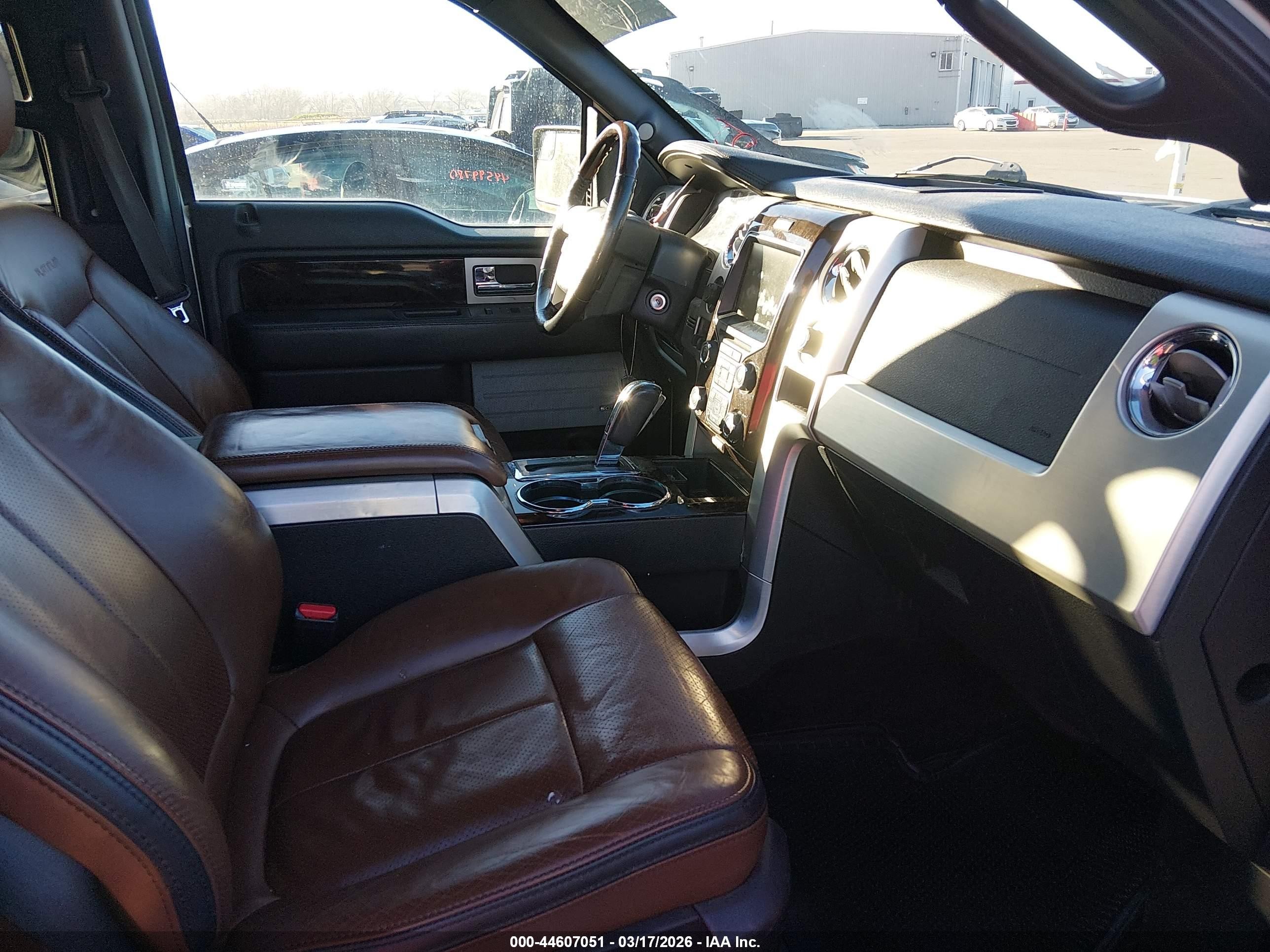 2013 Ford F-150 Platinum White vin: 1FTFW1ET5DFA86040