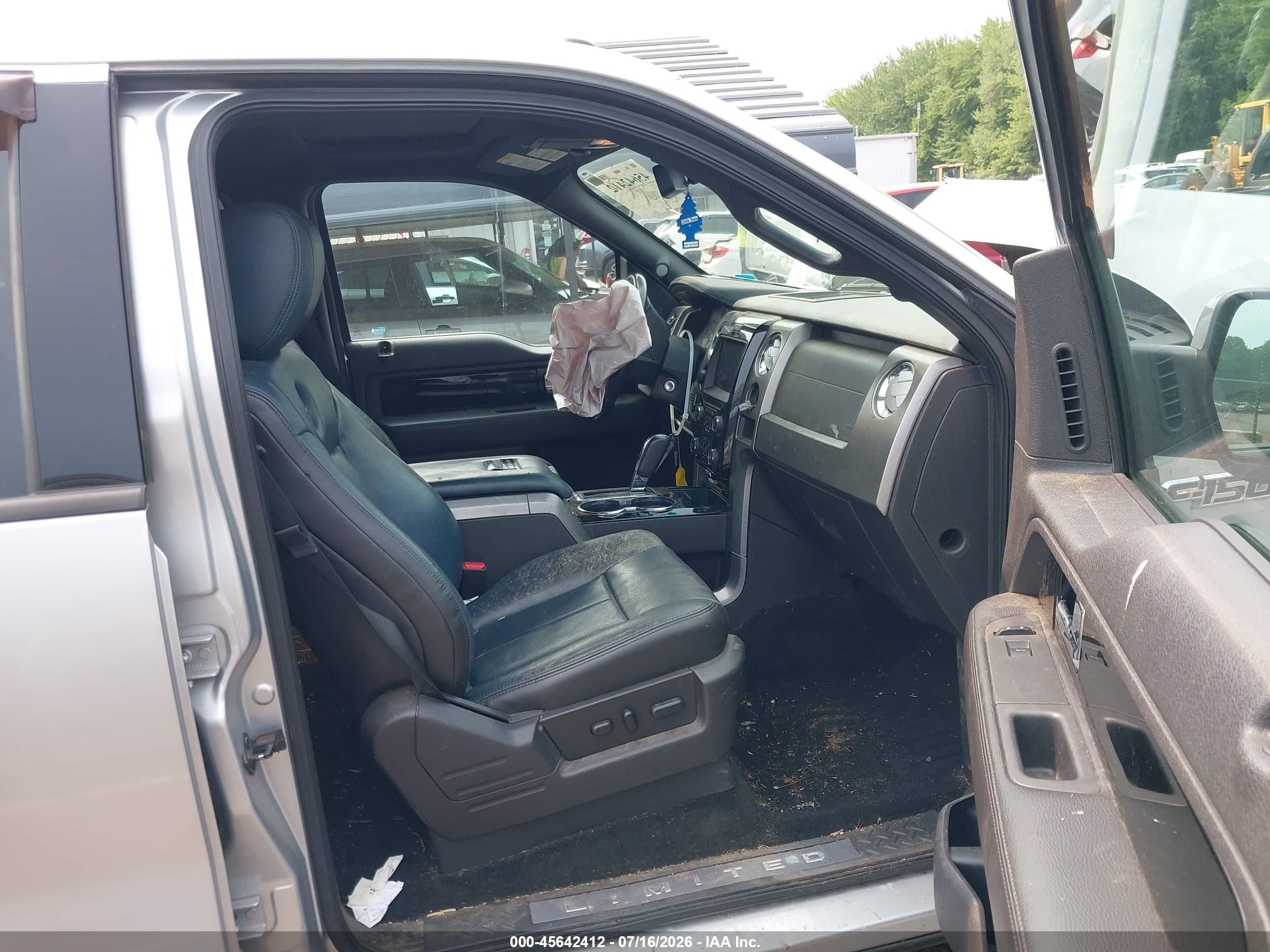 2014 Ford F-150 Limited Silver vin: 1FTFW1ET5EFA03952