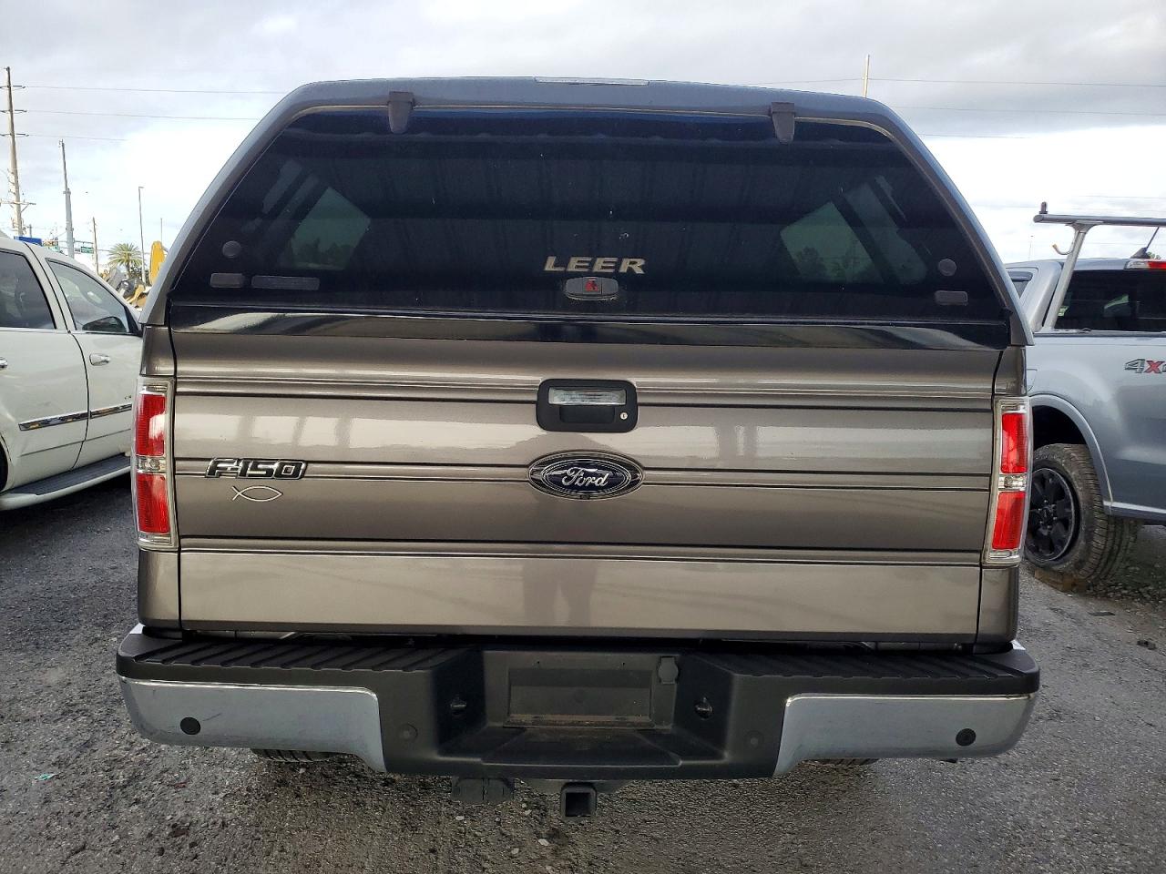 2014 Ford F150 Supercrew Серый vin: 1FTFW1ET5EFB26196