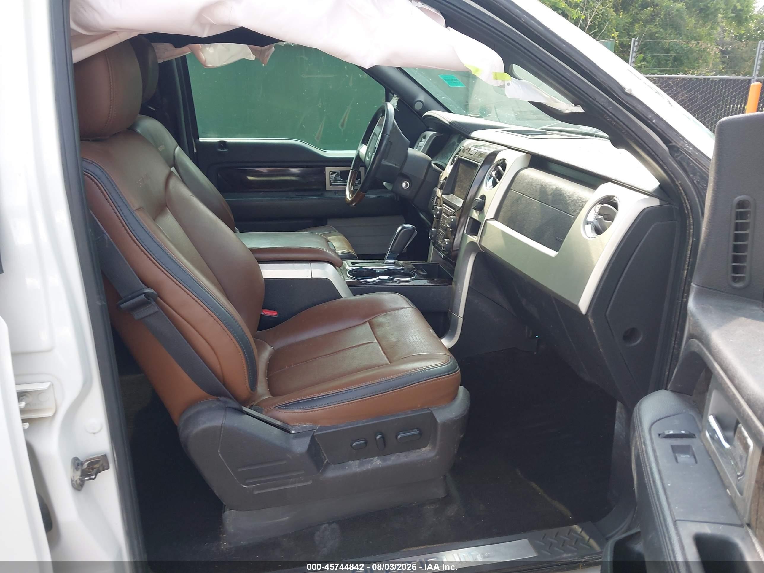 2014 Ford F-150 Platinum White vin: 1FTFW1ET5EFB60736