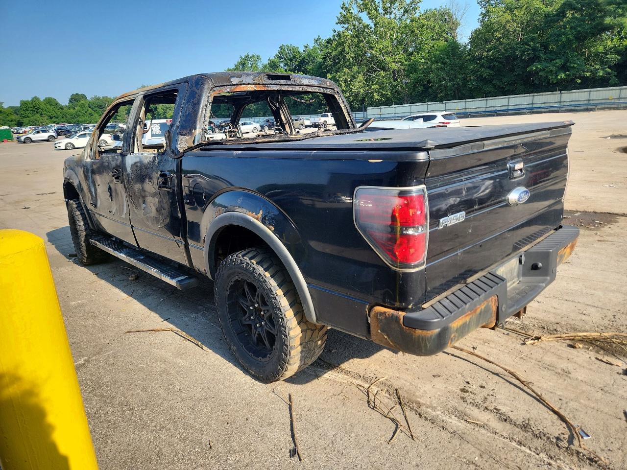 2014 Ford F150 Supercrew Black vin: 1FTFW1ET5EKD49992