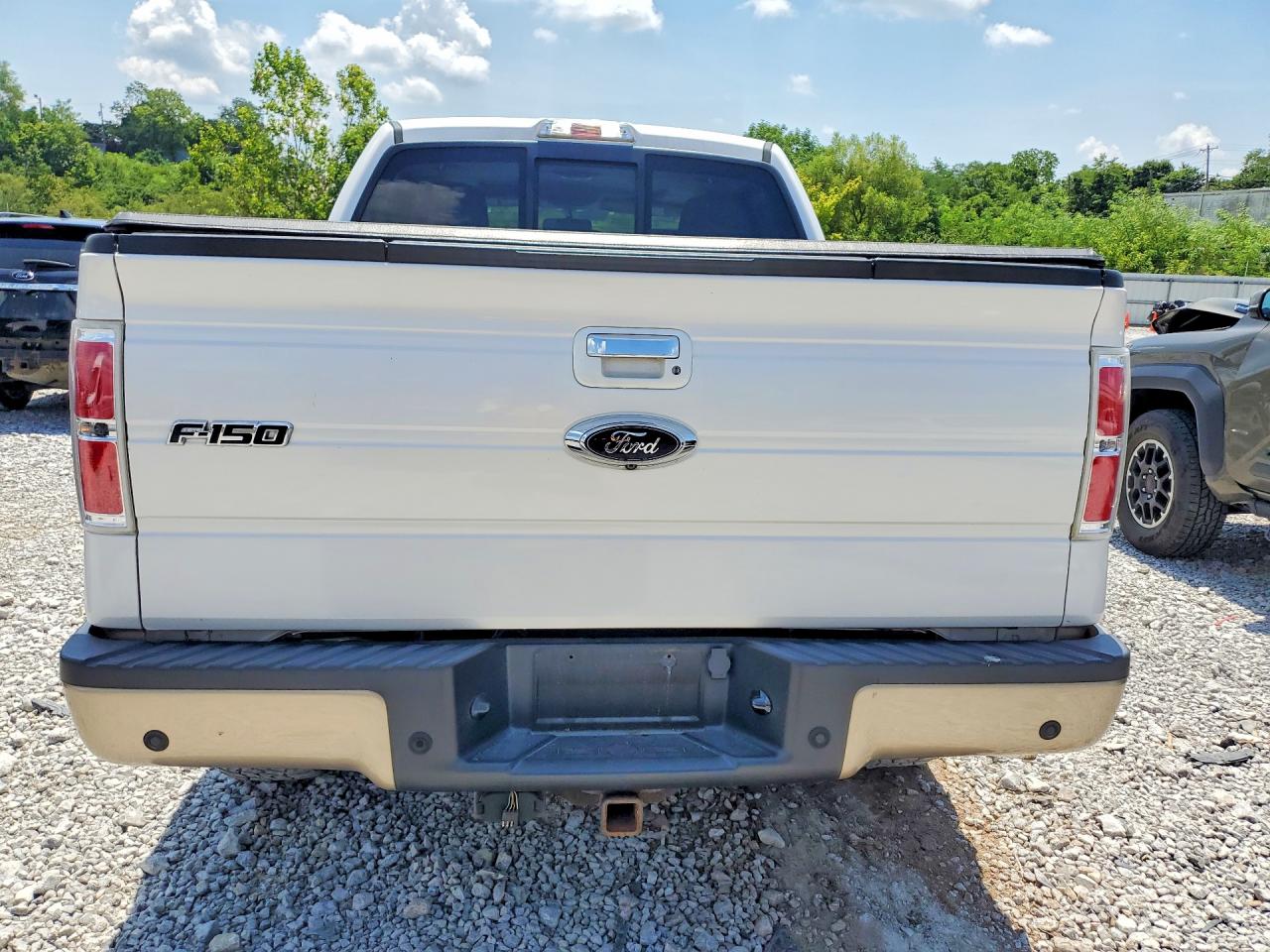 2014 Ford F150 Supercrew White vin: 1FTFW1ET5EKF17954