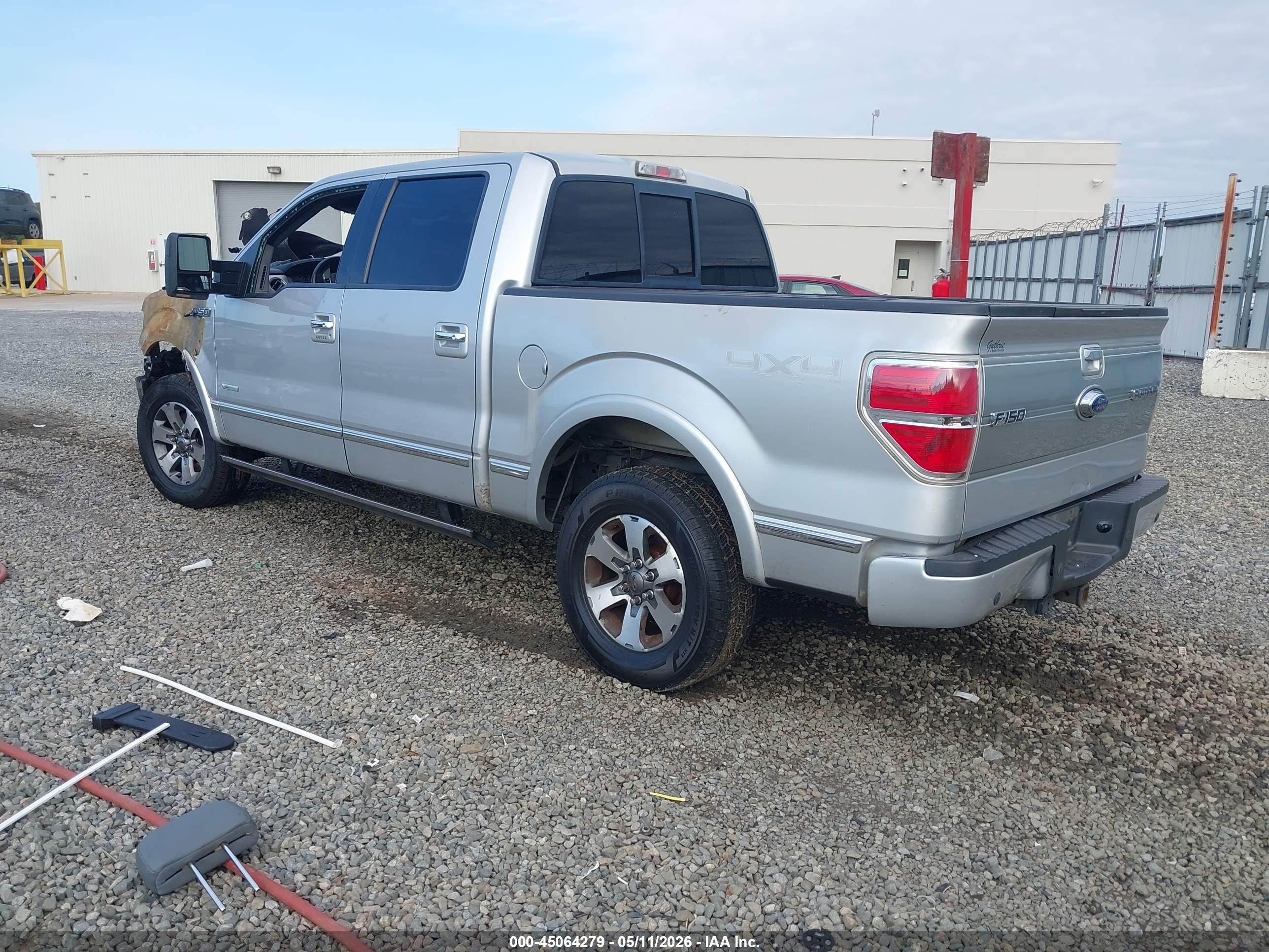 2011 Ford F-150 Platinum Silver vin: 1FTFW1ET6BFA52153